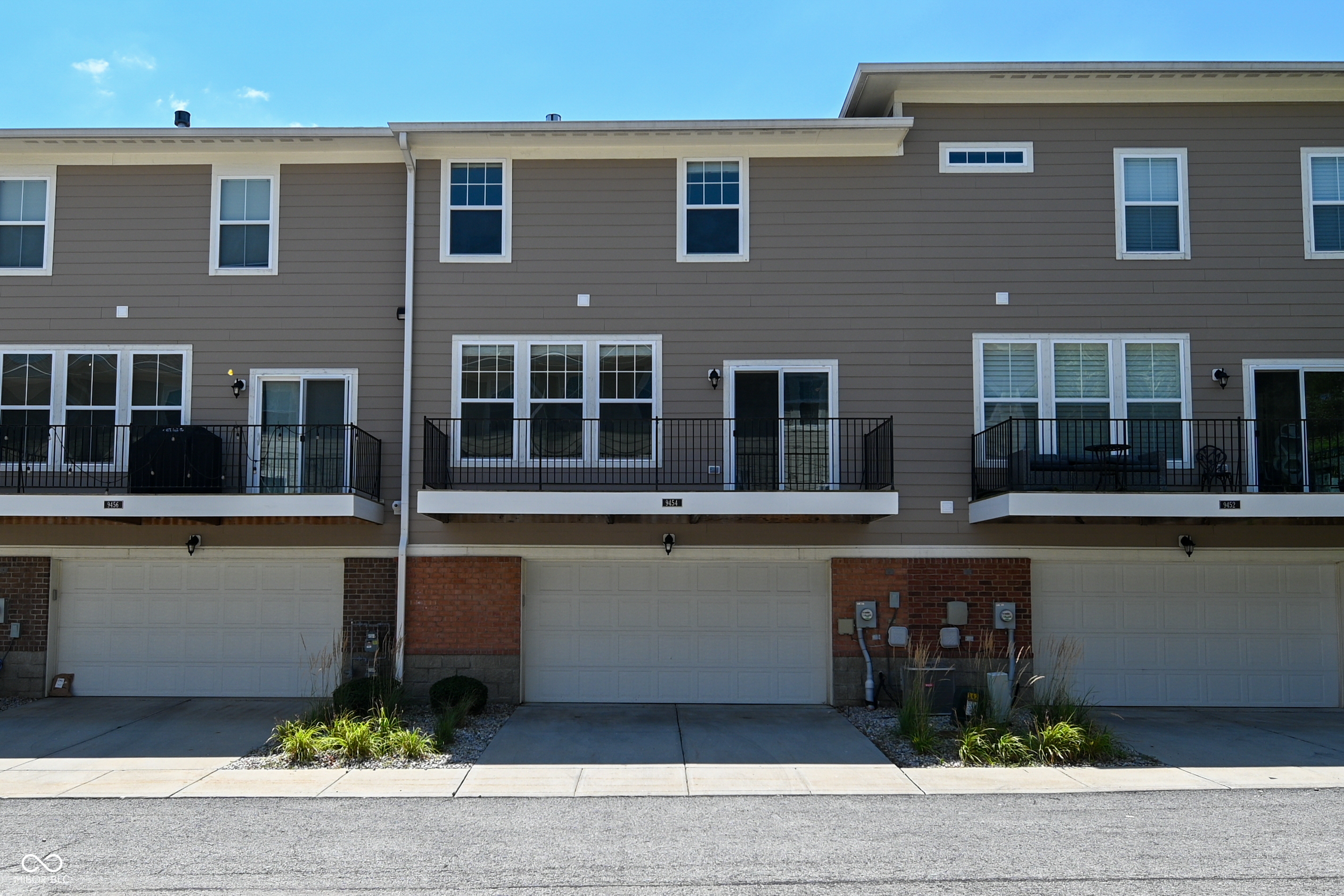 9454 Oakley Drive