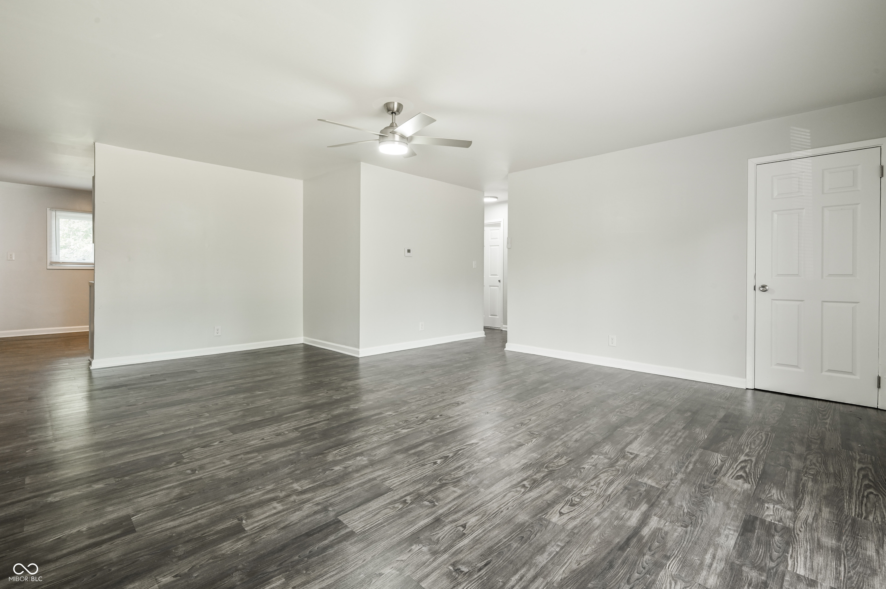 3542 Maura Lane