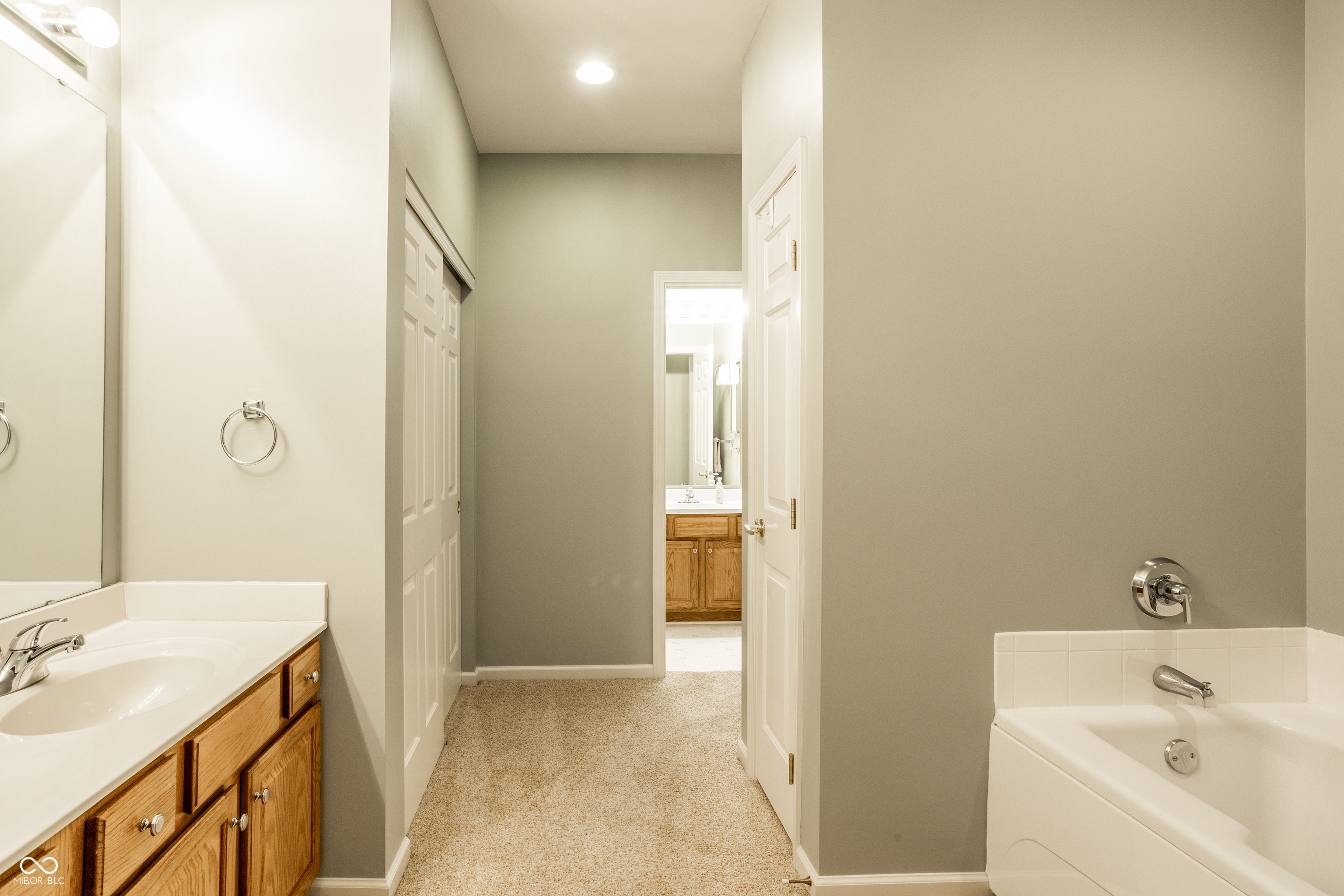 10484 Muir Lane