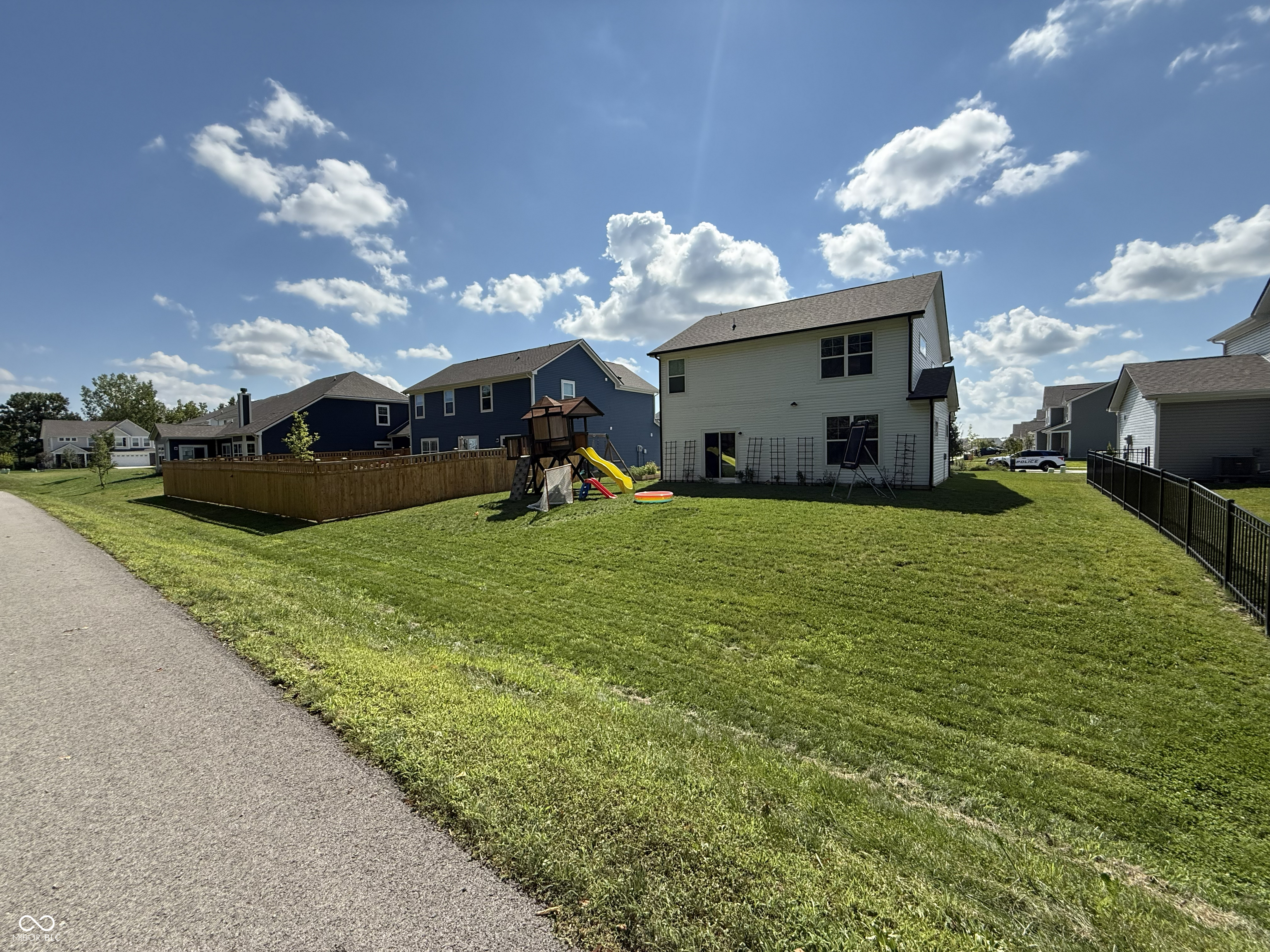 17965 Ambrosia Trail