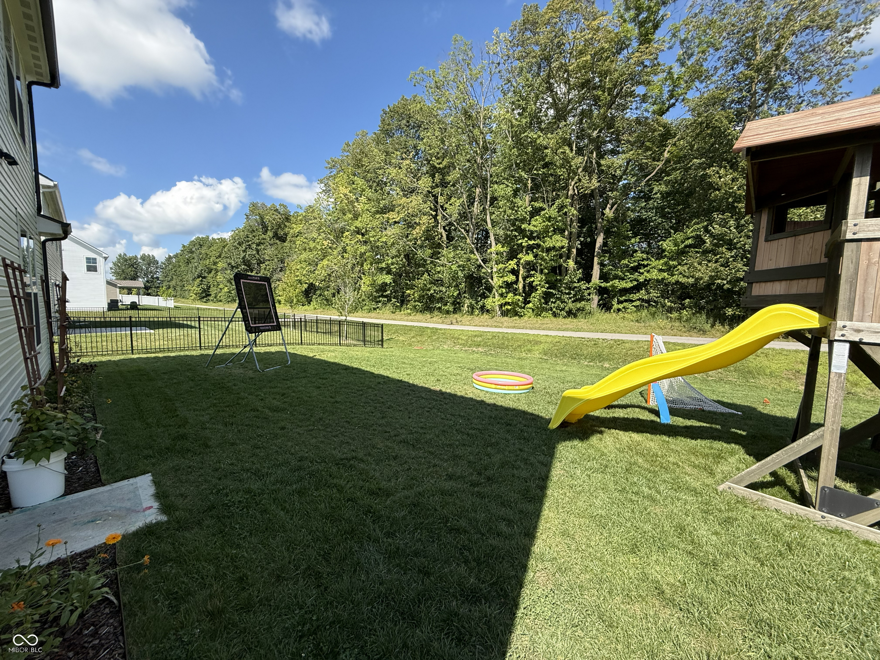 17965 Ambrosia Trail