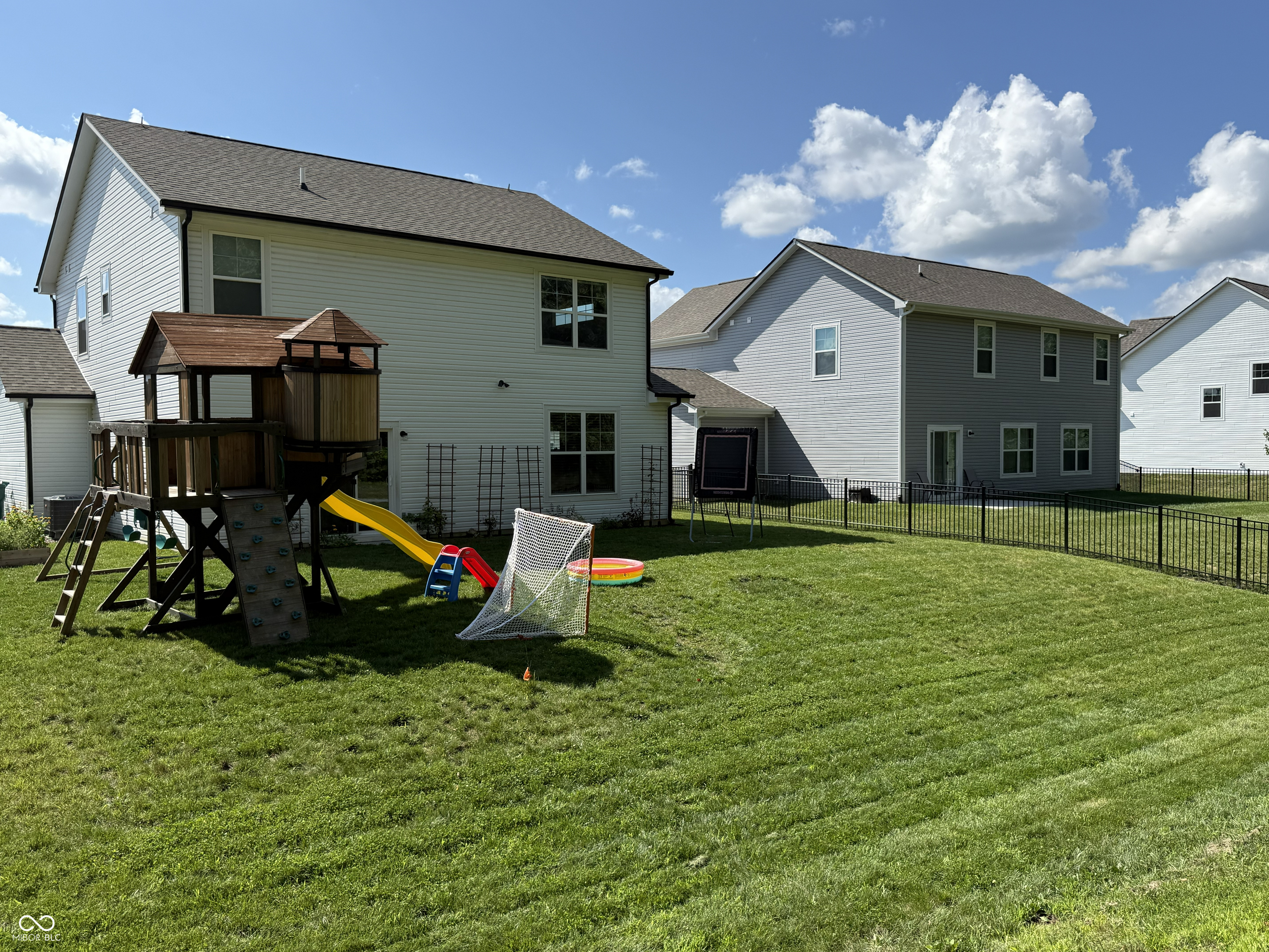 17965 Ambrosia Trail