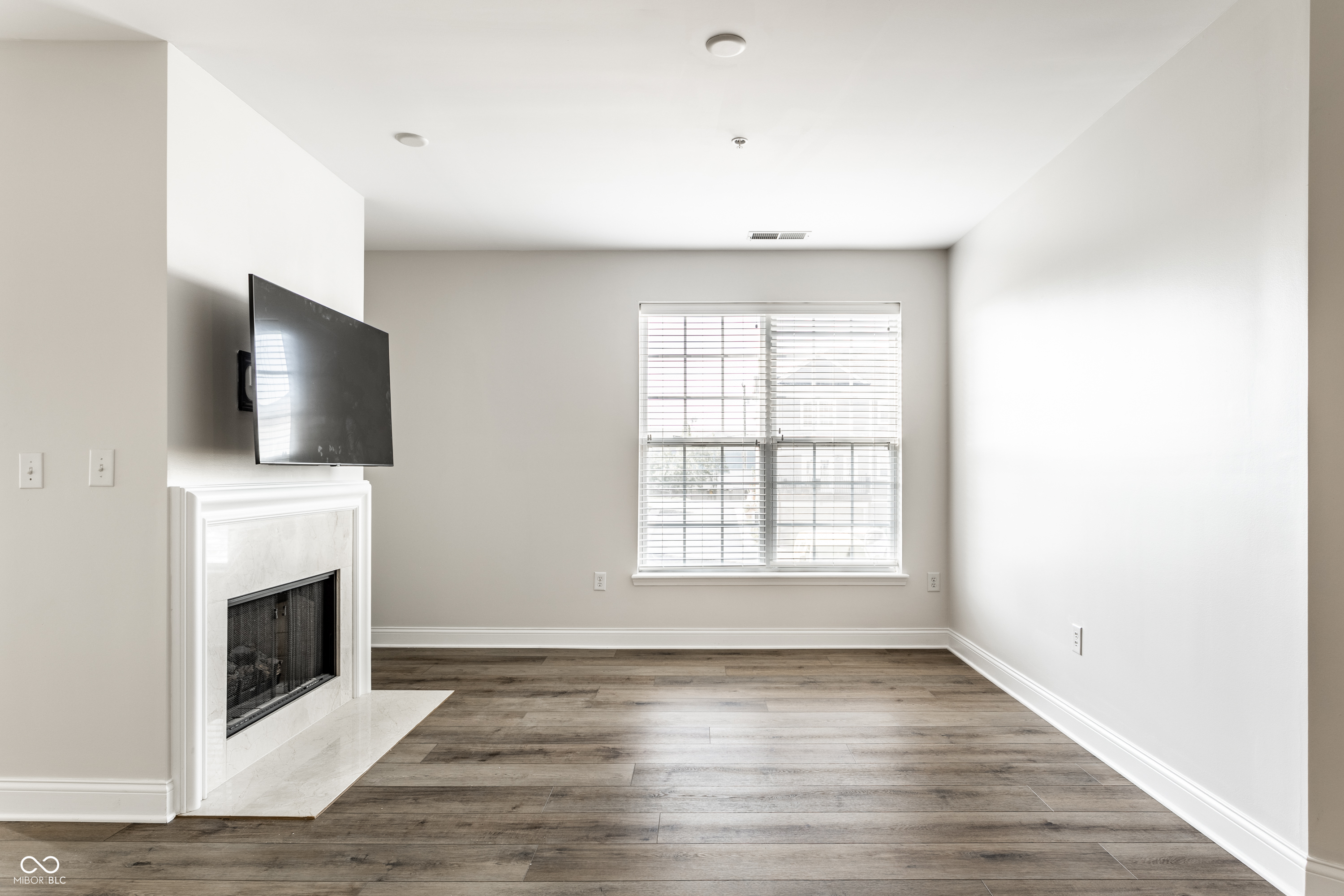 451 American Way N Unit: 1C
