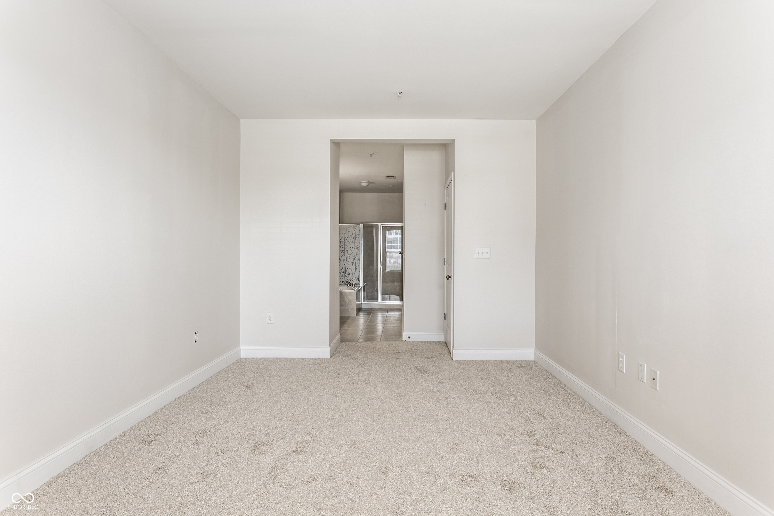 451 American Way N Unit: 1C