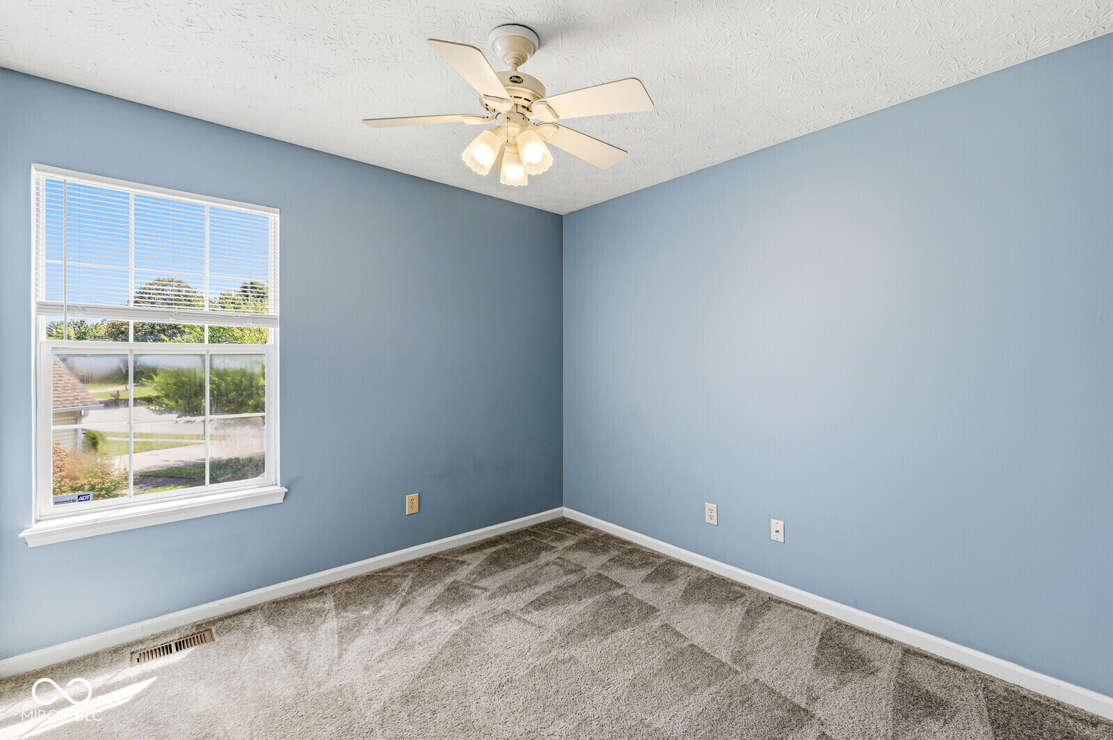6244 Valleyview Drive