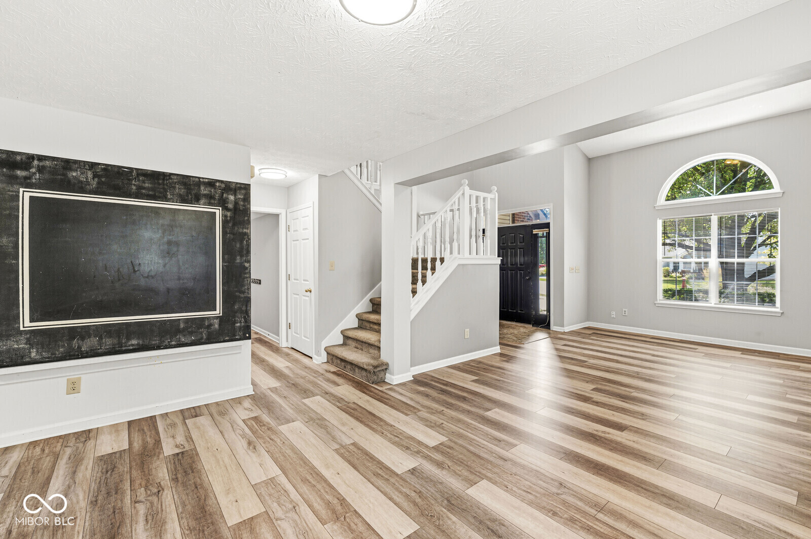 6244 Valleyview Drive