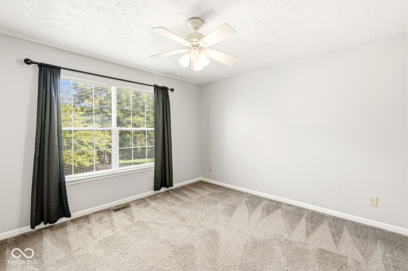 6244 Valleyview Drive