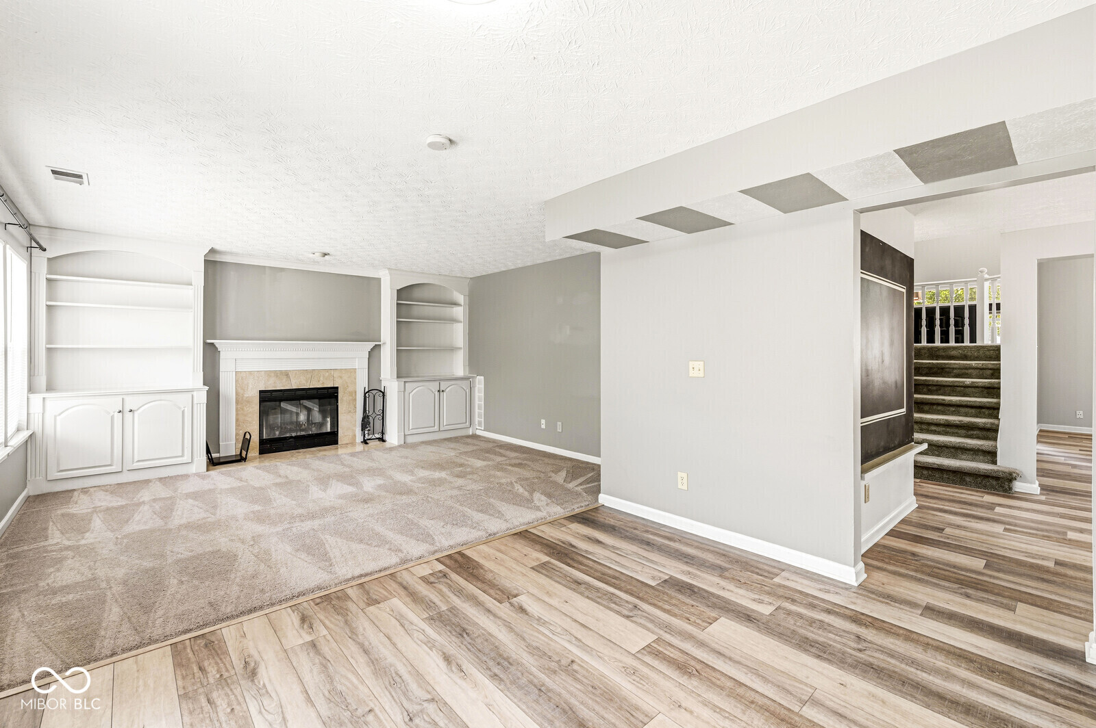 6244 Valleyview Drive