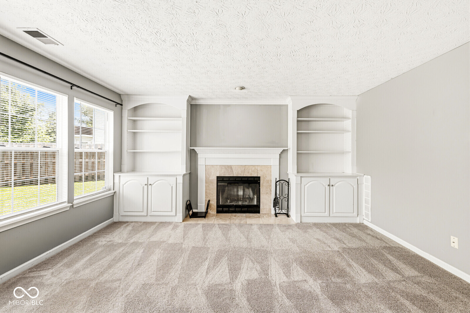 6244 Valleyview Drive