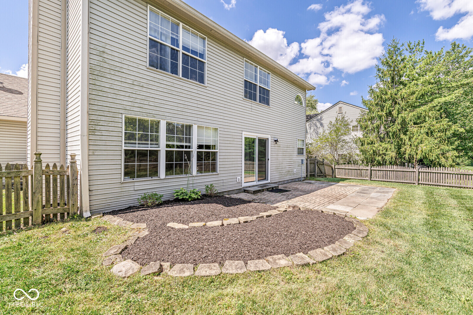 6244 Valleyview Drive