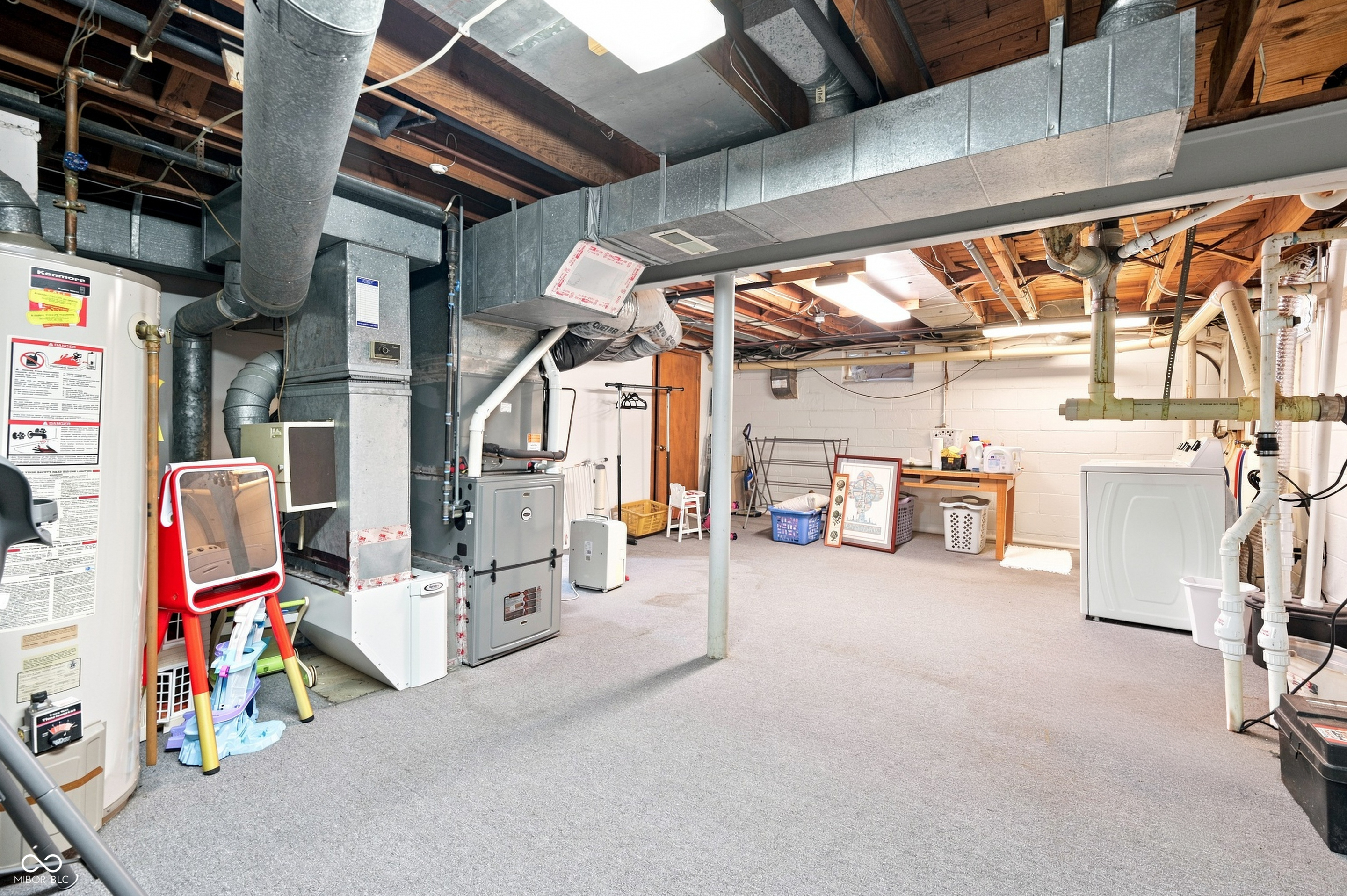 6305 Douglas Road