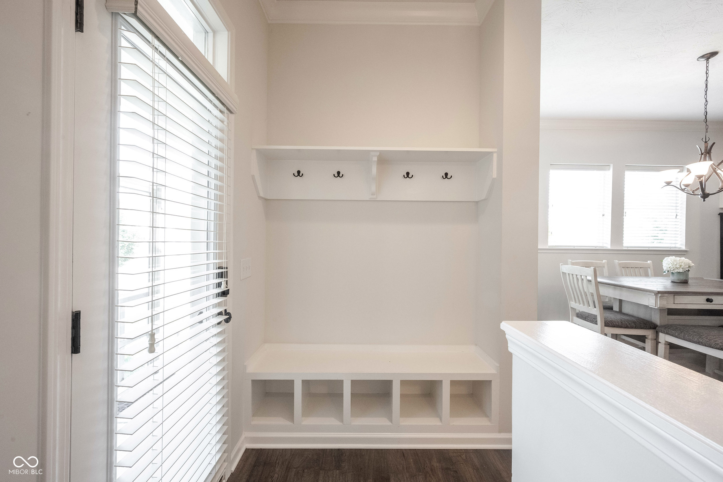 1715 Rossmay