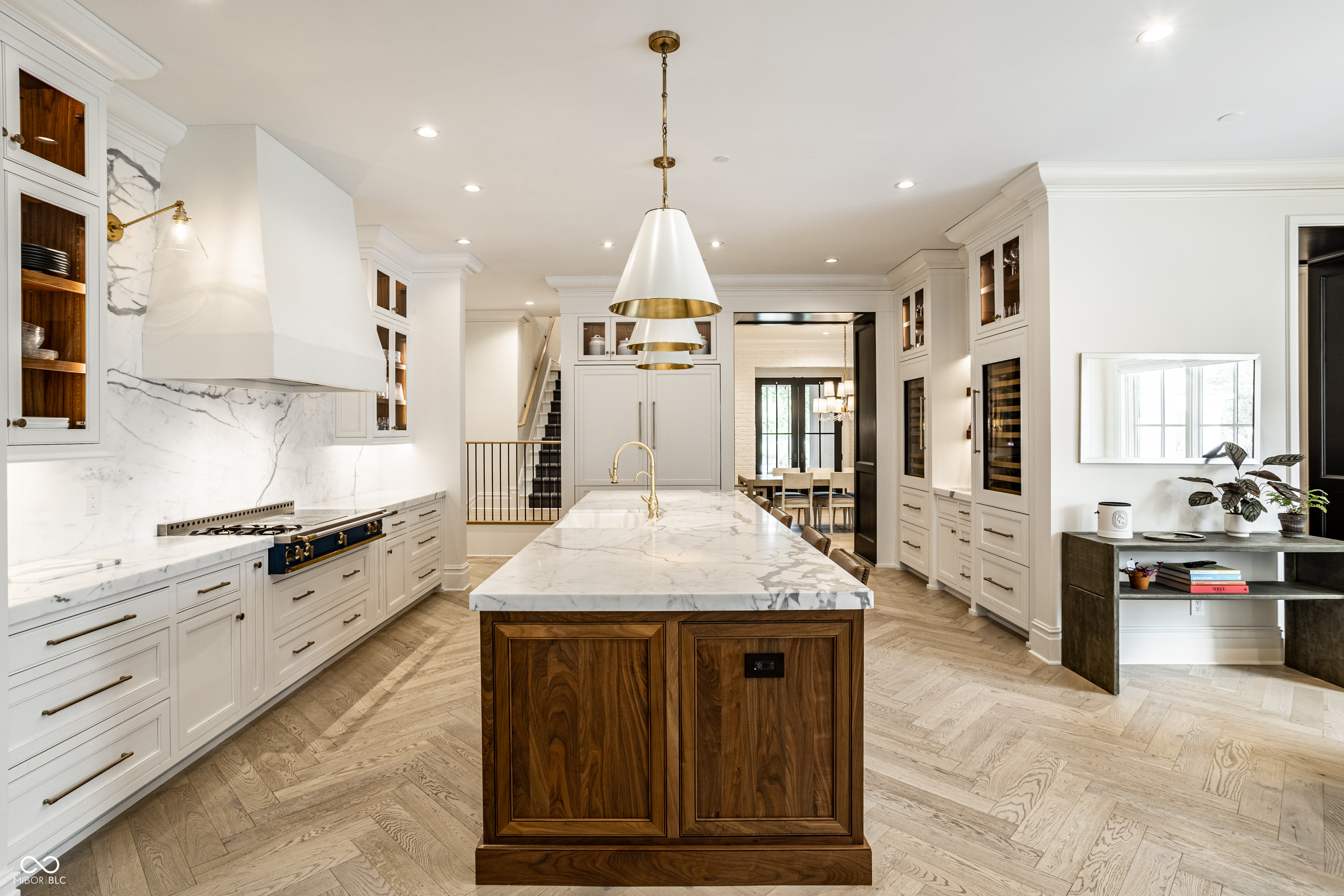 1121 Laurelwood