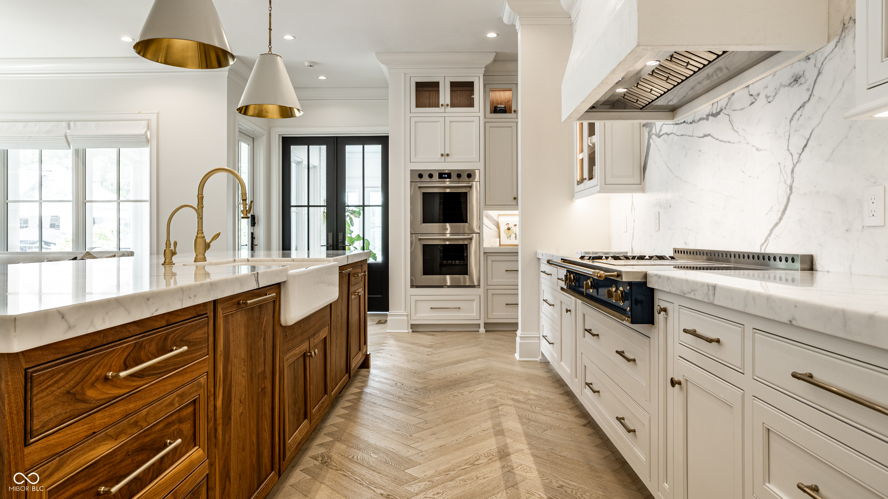 1121 Laurelwood