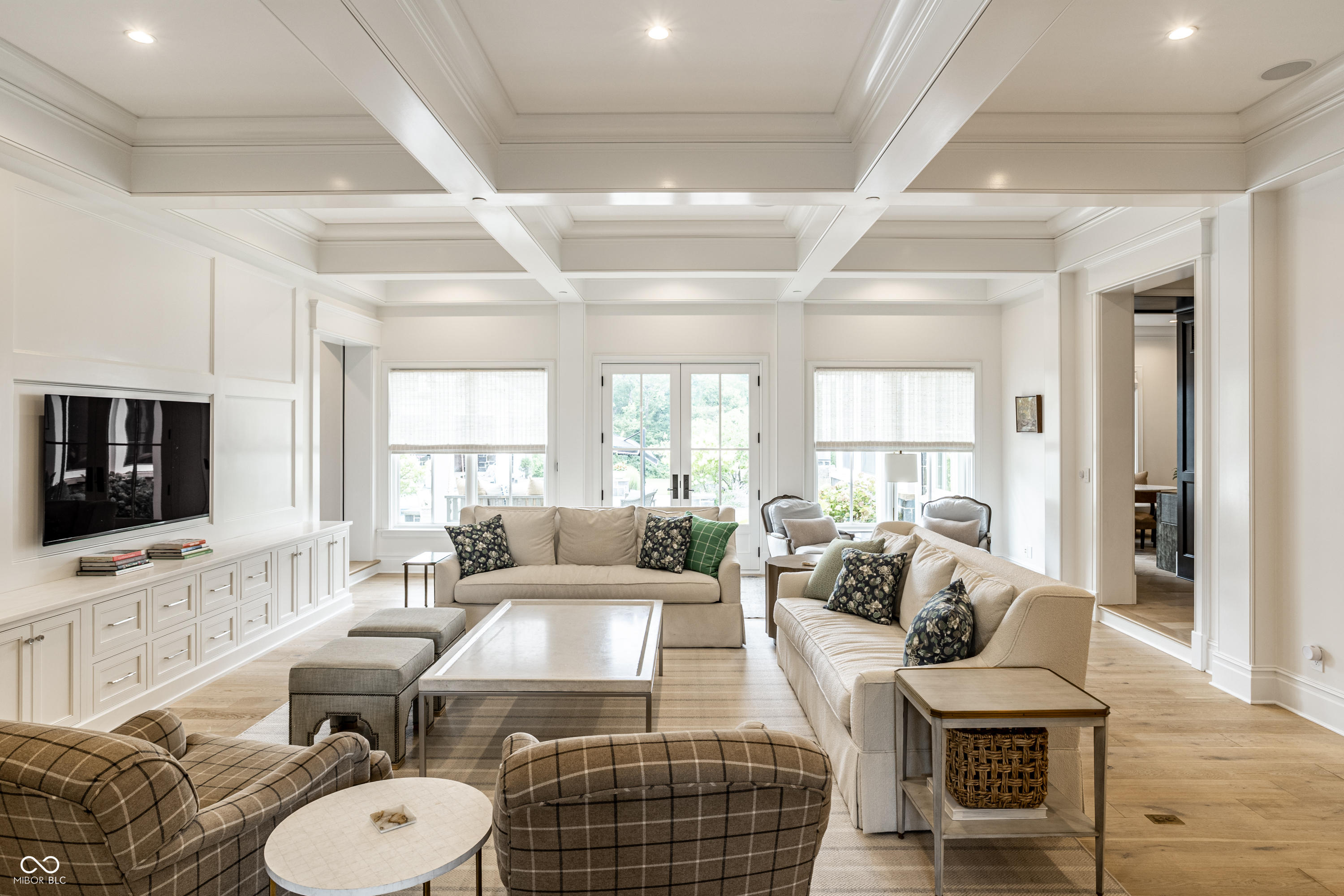 1121 Laurelwood