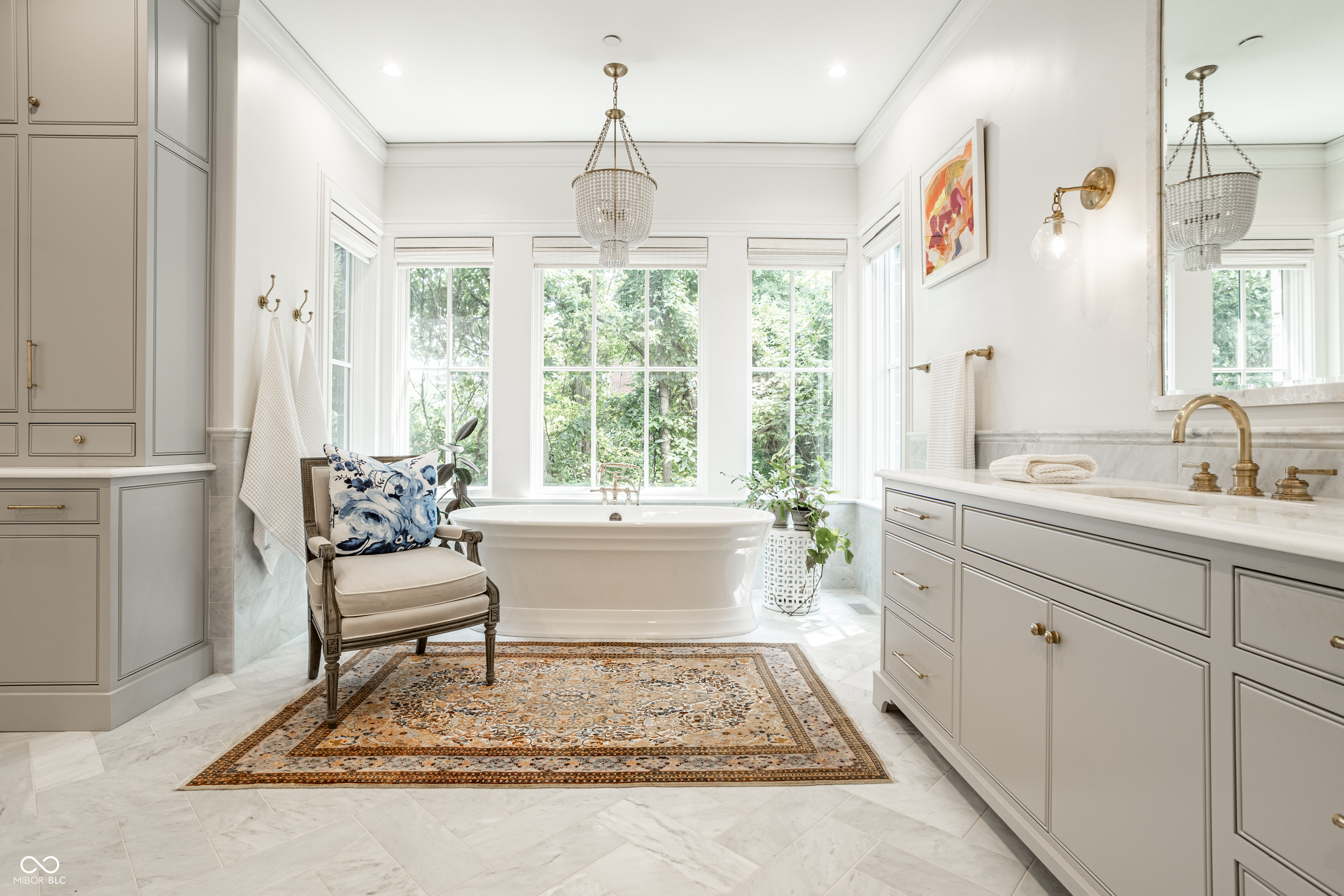 1121 Laurelwood