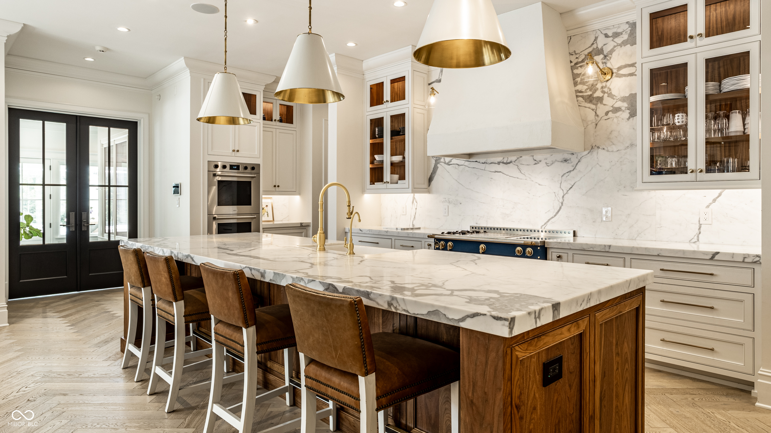 1121 Laurelwood