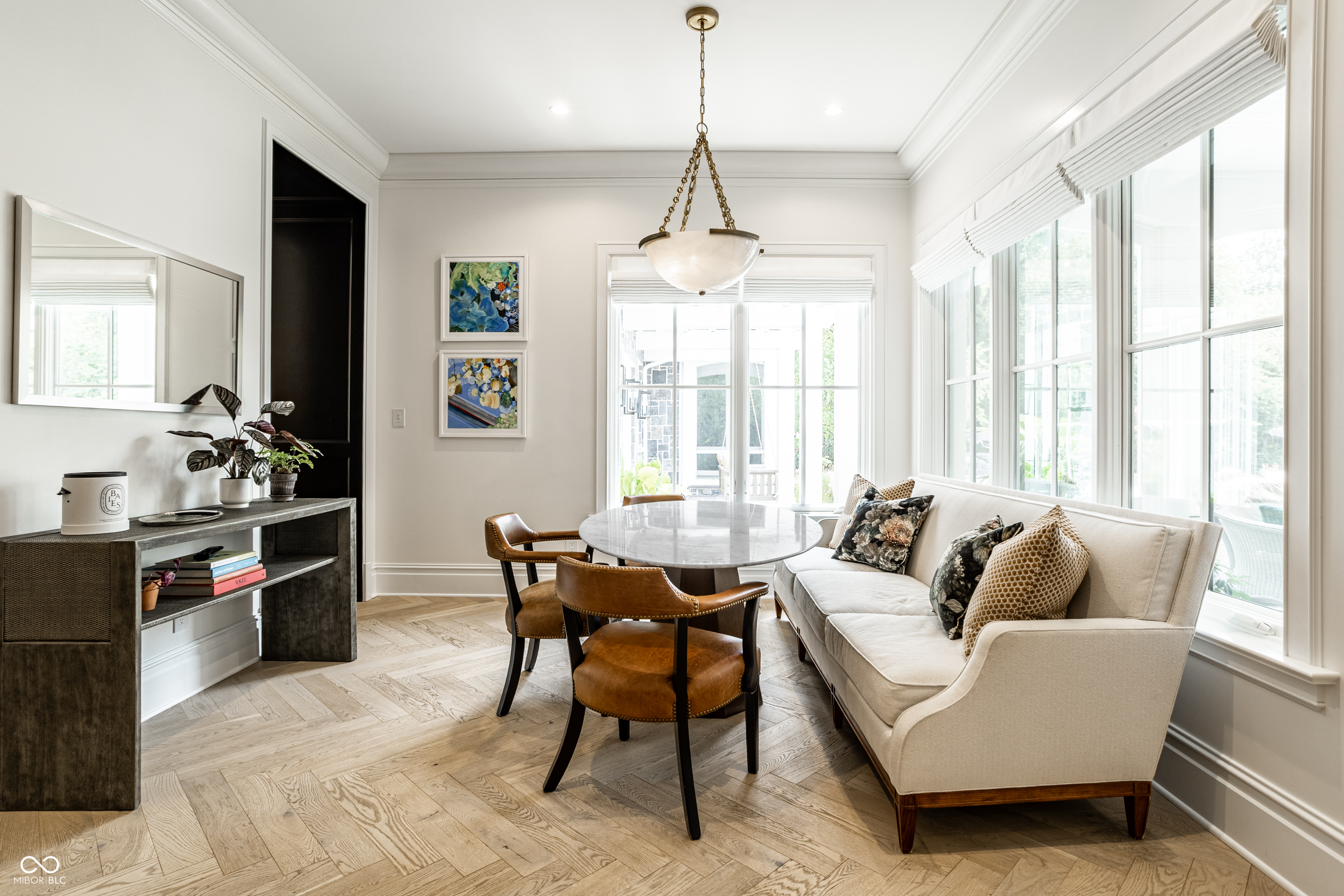 1121 Laurelwood
