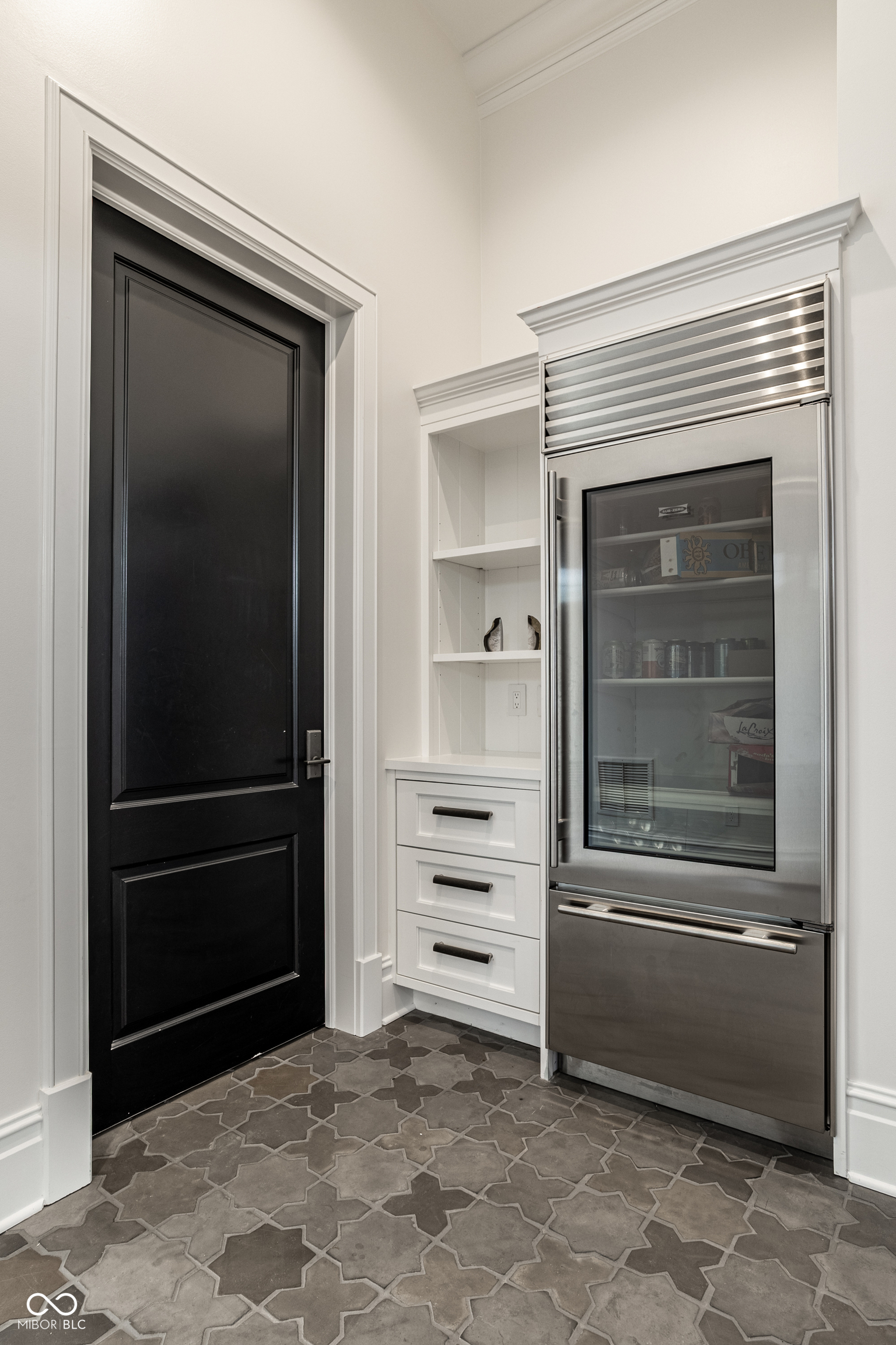 1121 Laurelwood