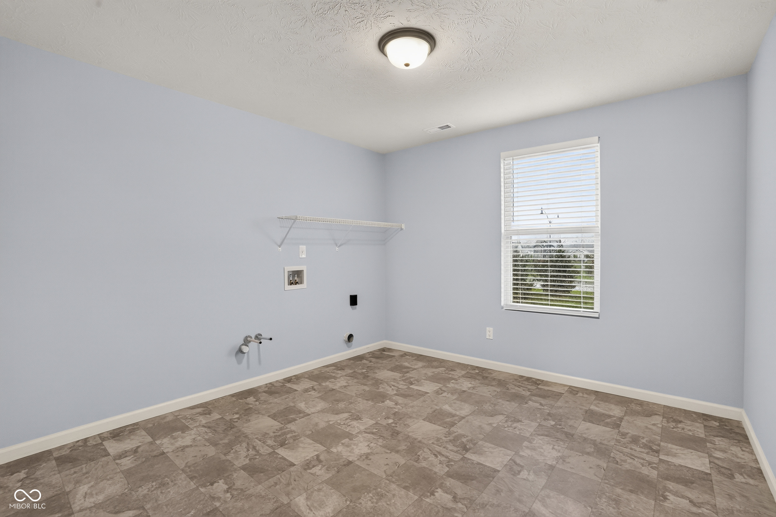 13570 Longrise Lane