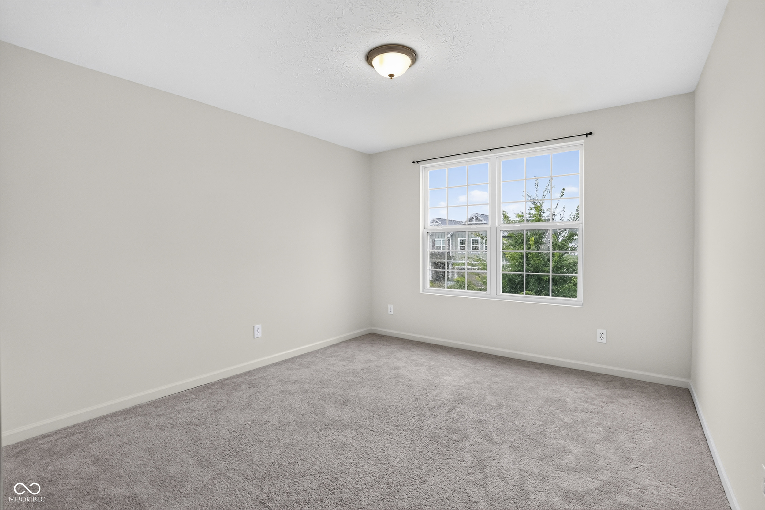 13570 Longrise Lane