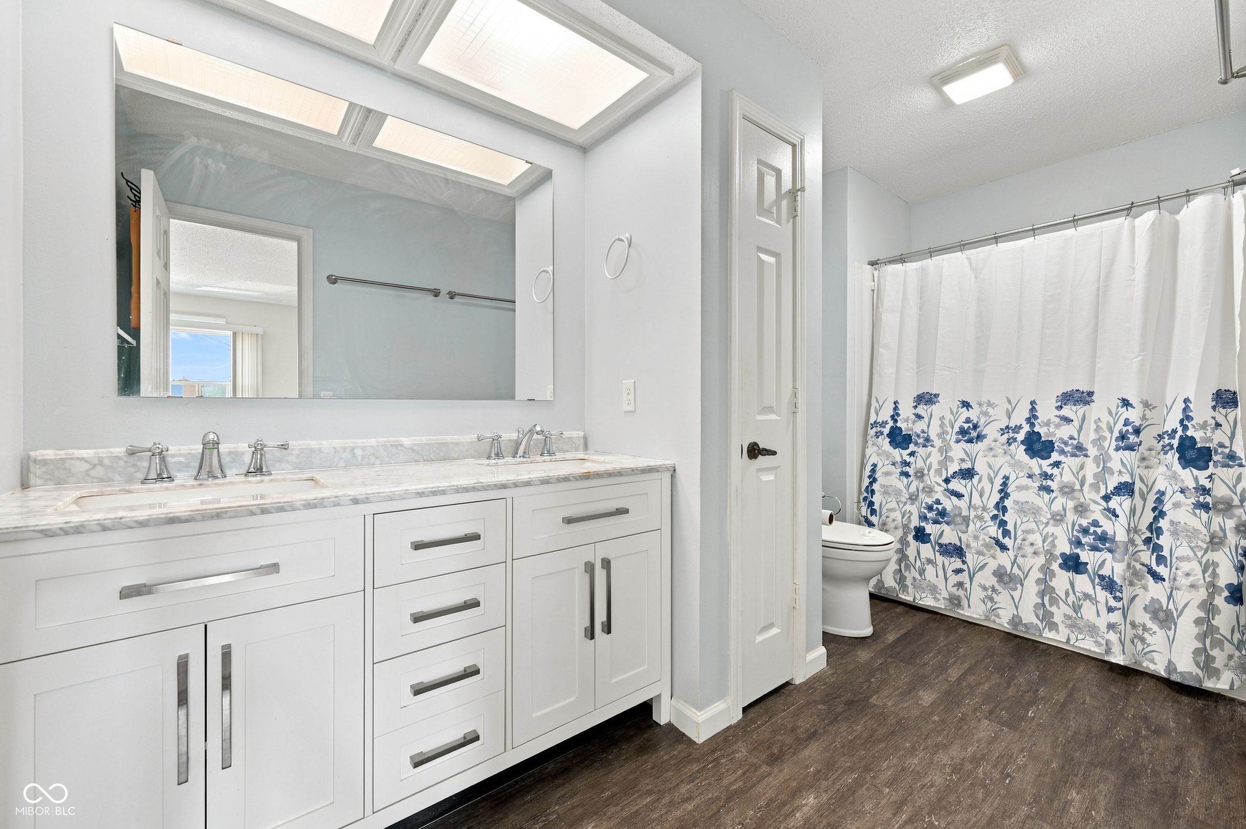 8341 Chapel Pines