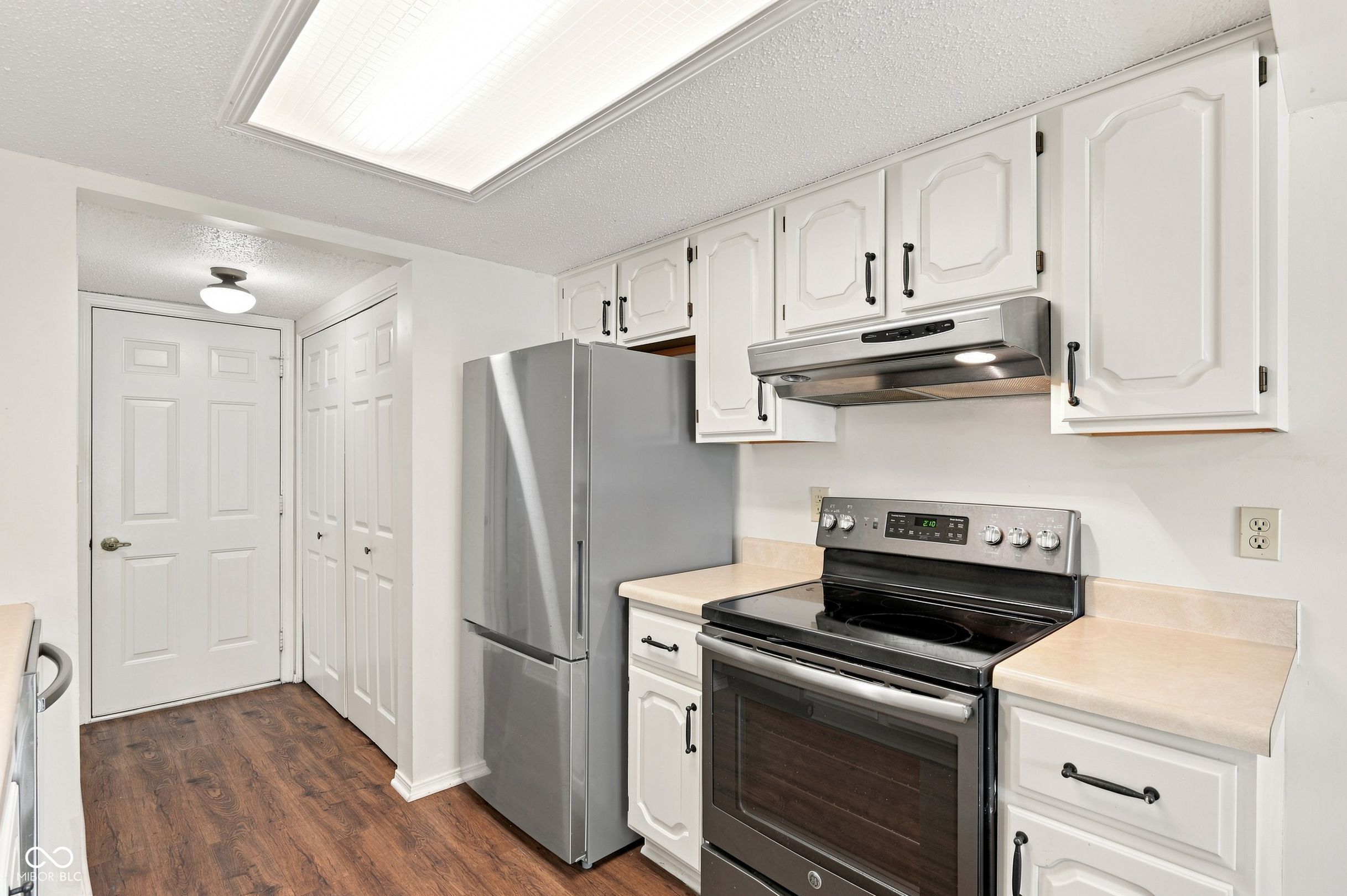 8341 Chapel Pines