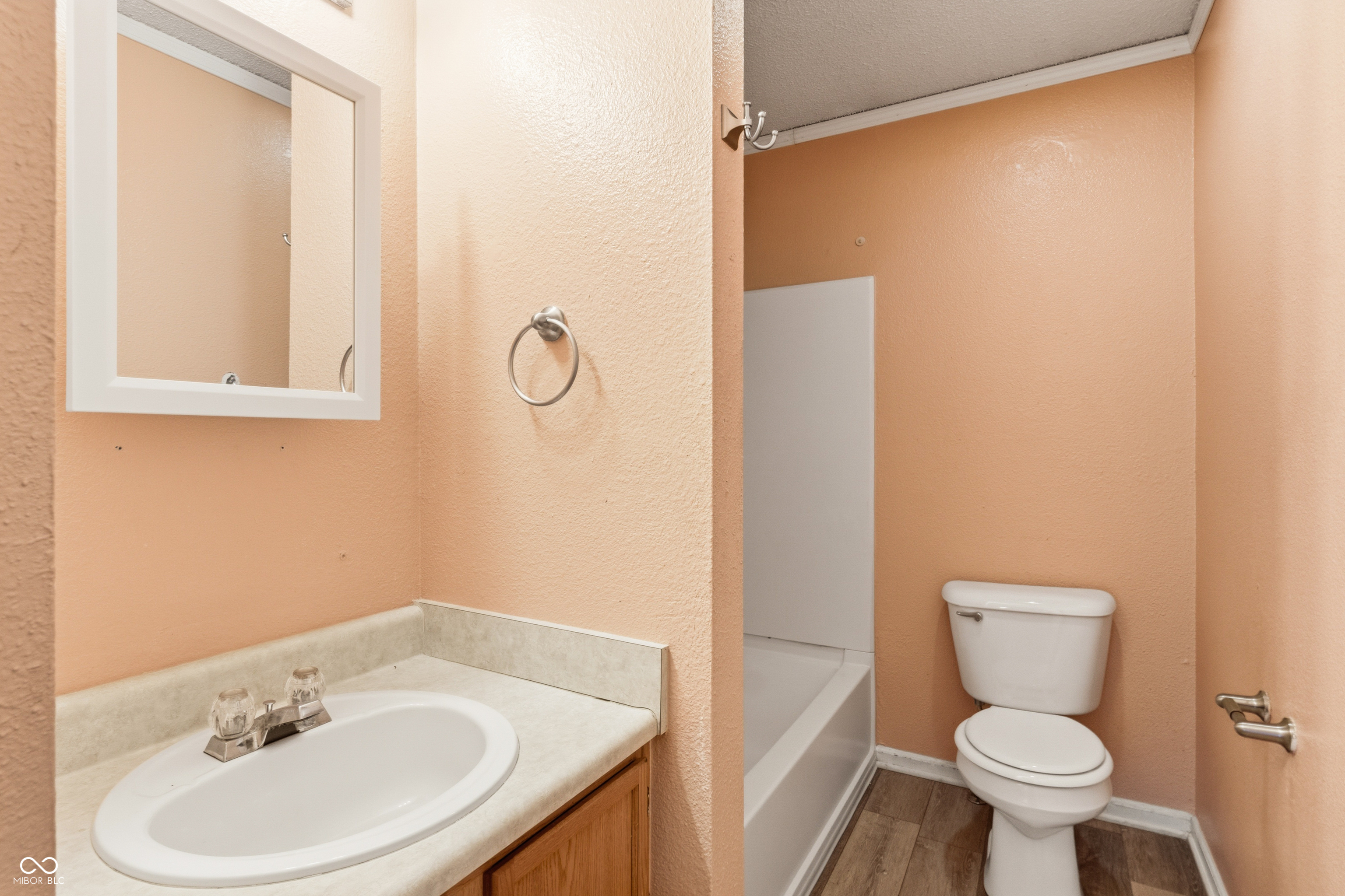 2272 Westmere Drive