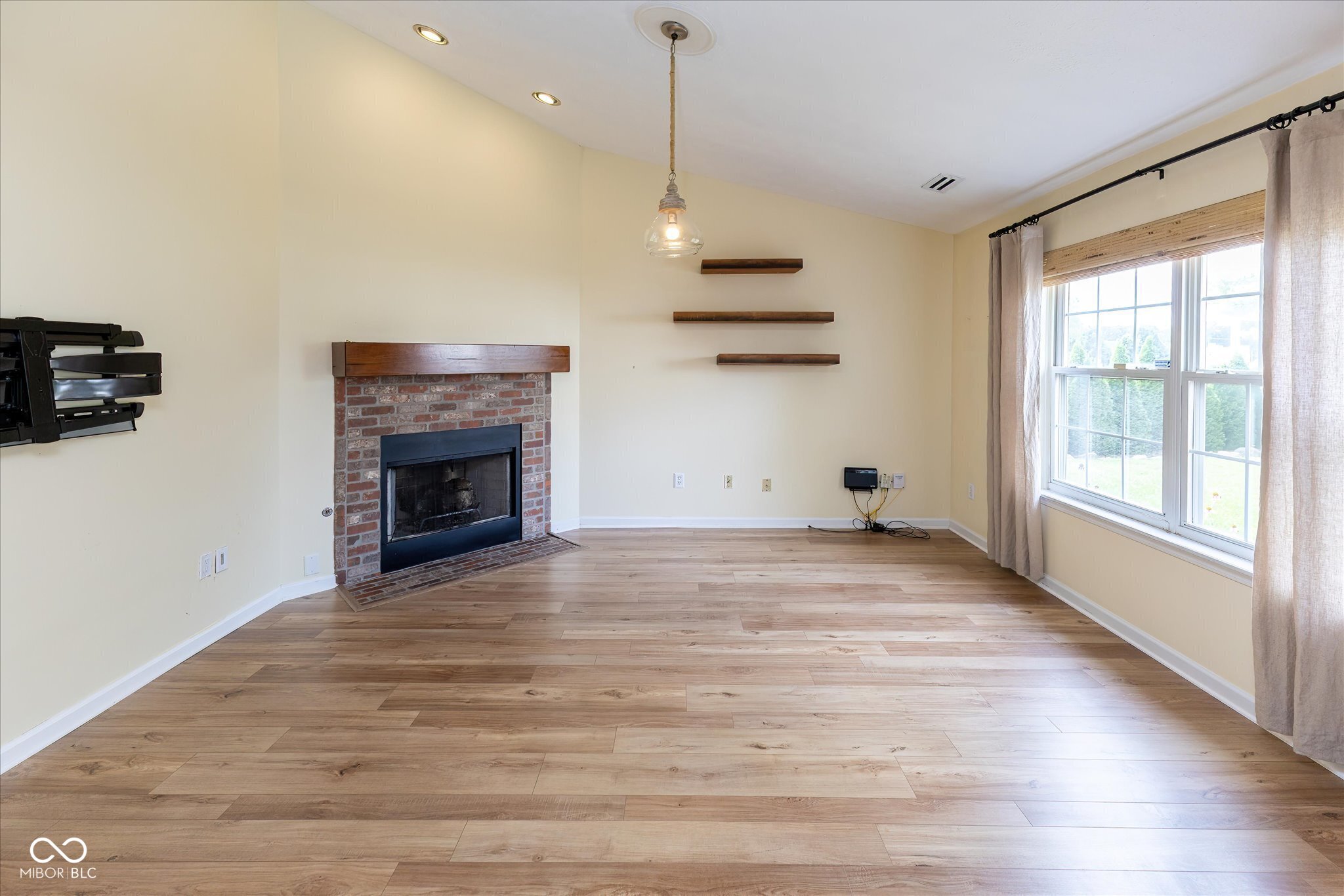 14906 Copper Tree Way