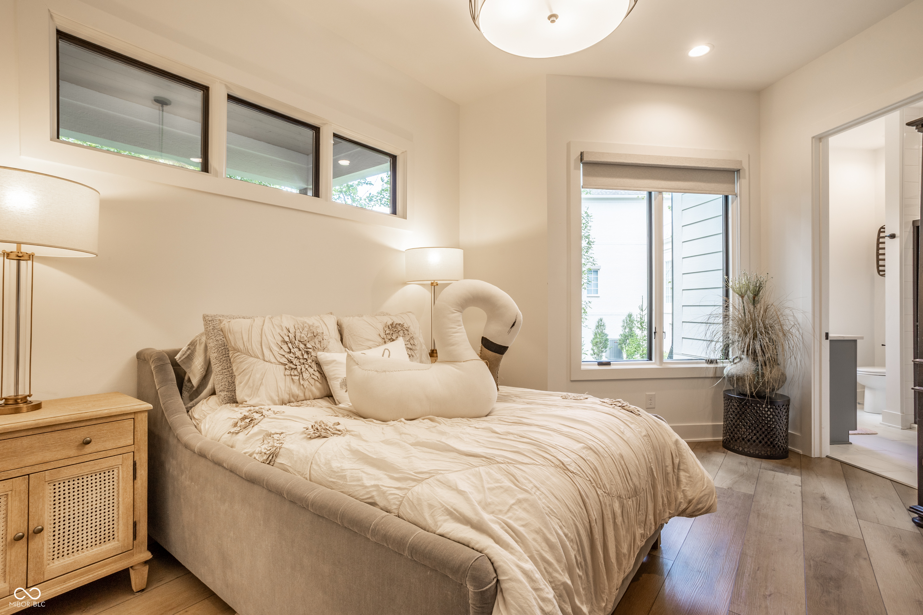 969 Chatham Ridge Court