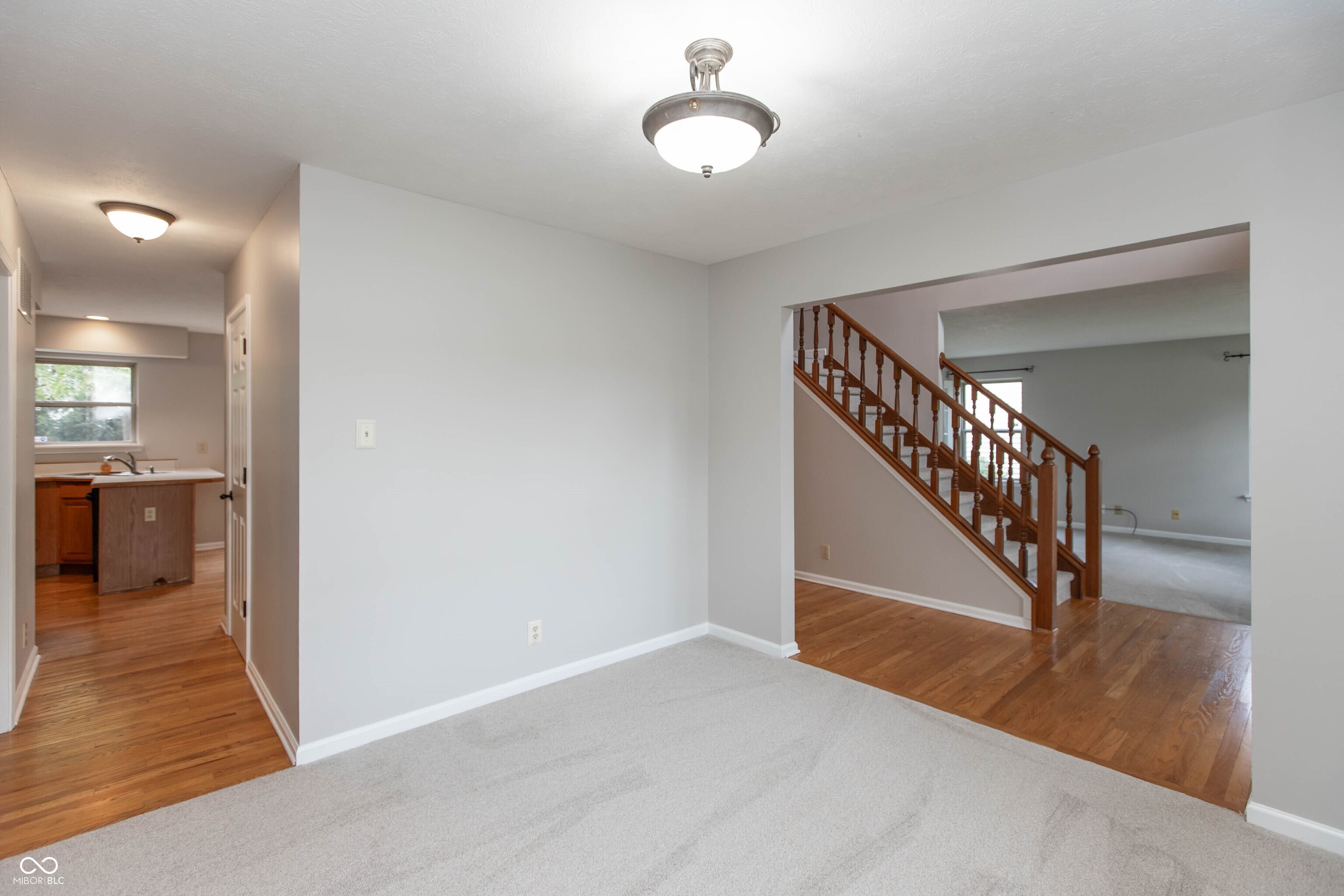 10517 Greenway Drive