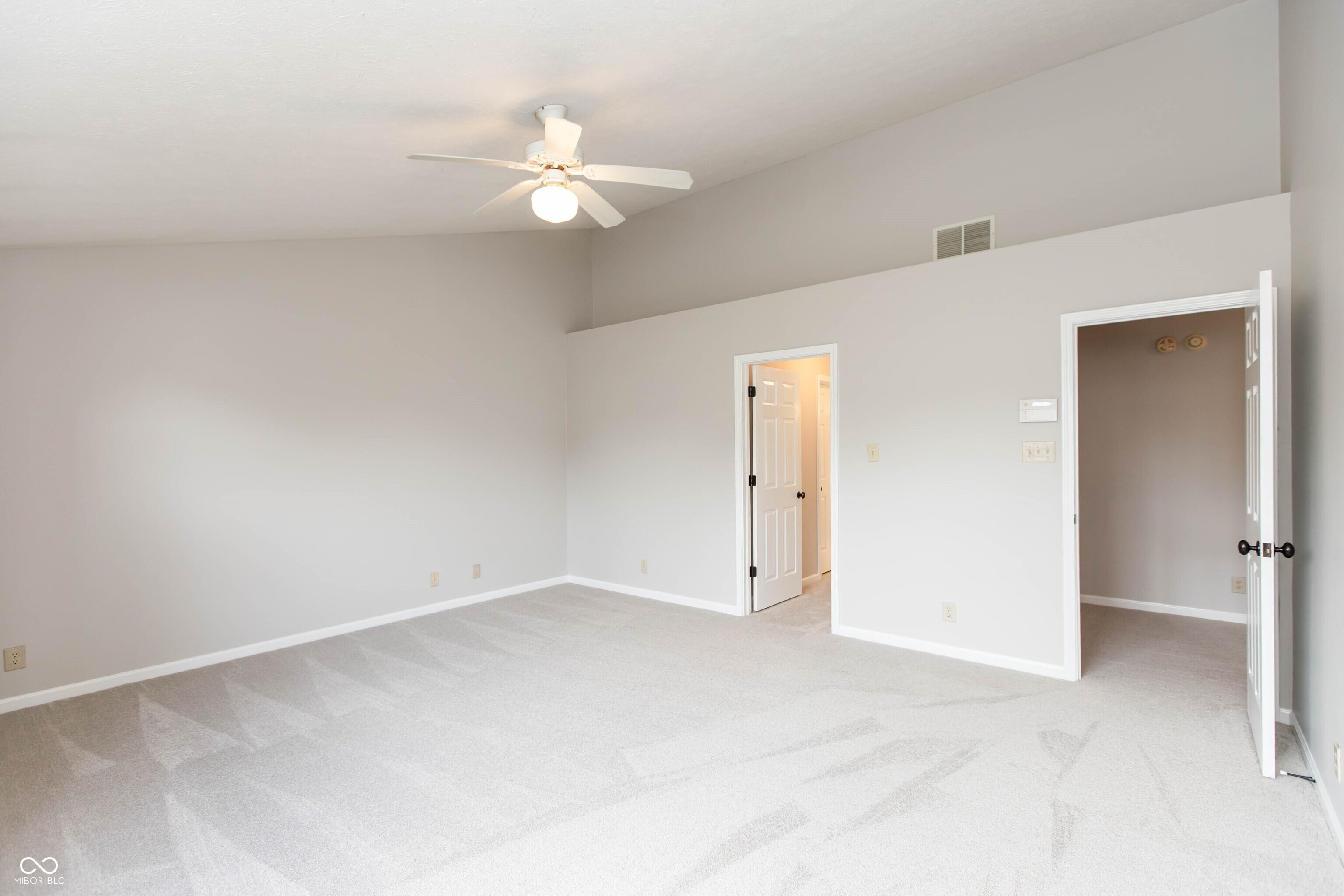 10517 Greenway Drive
