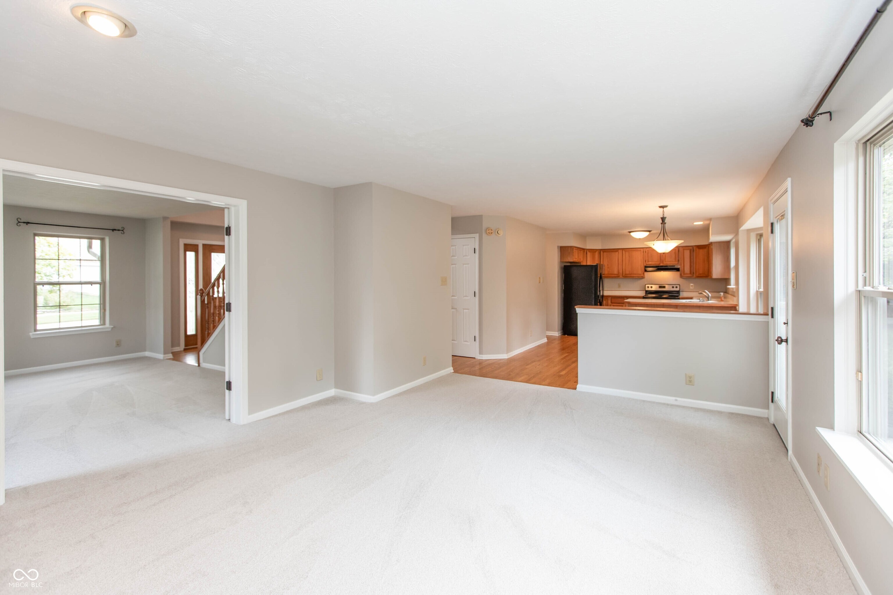 10517 Greenway Drive