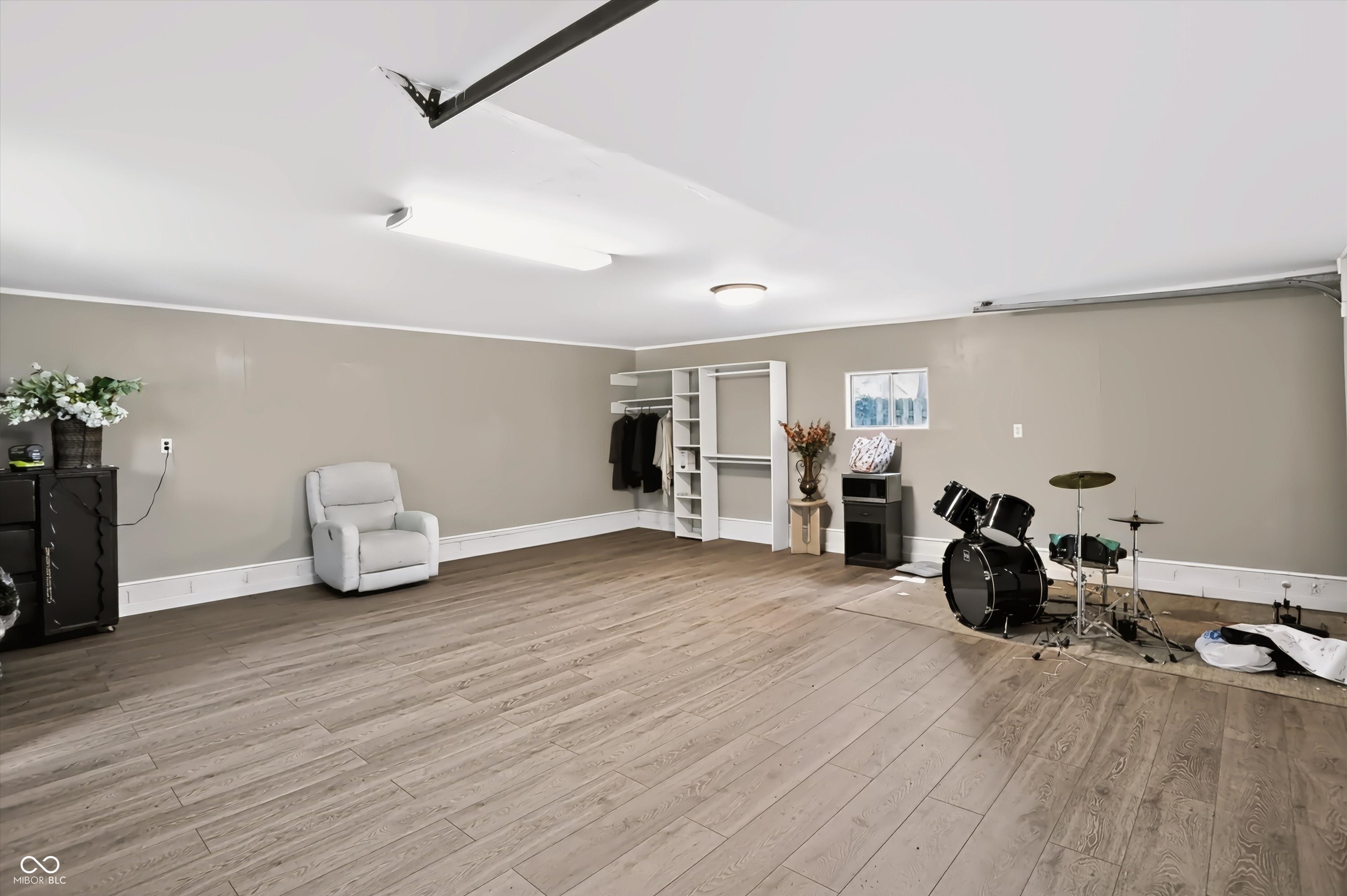 7105 Hague Road