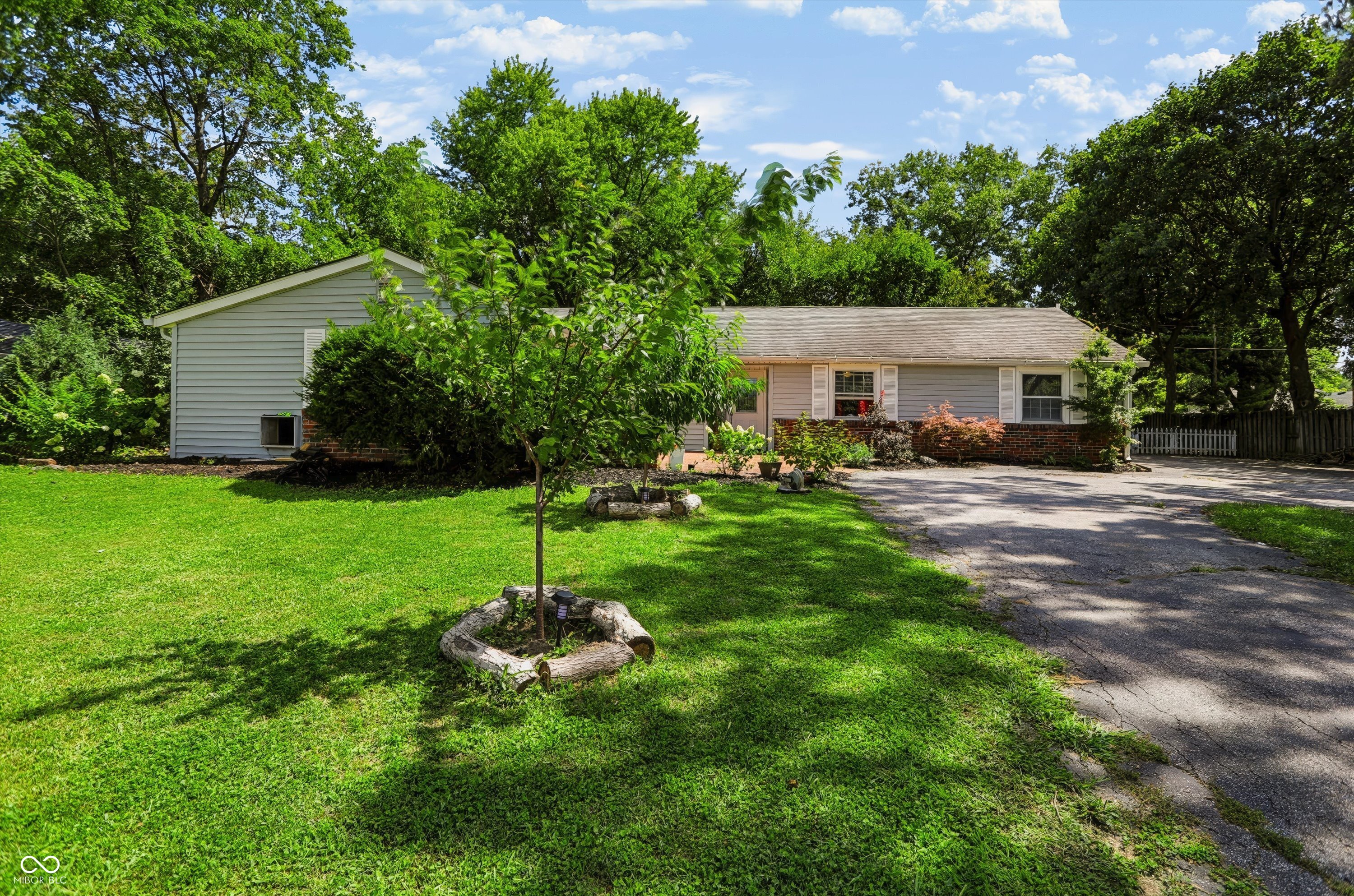 7105 Hague Road
