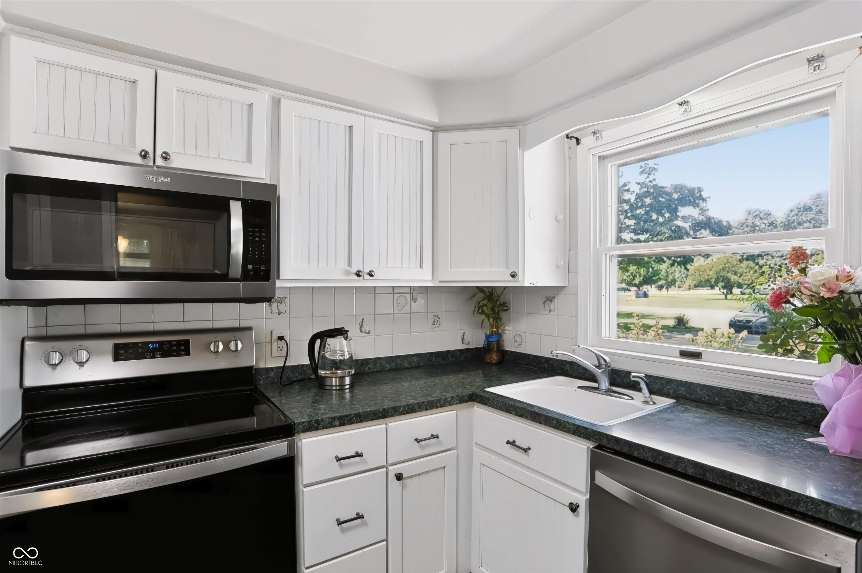 7105 Hague Road