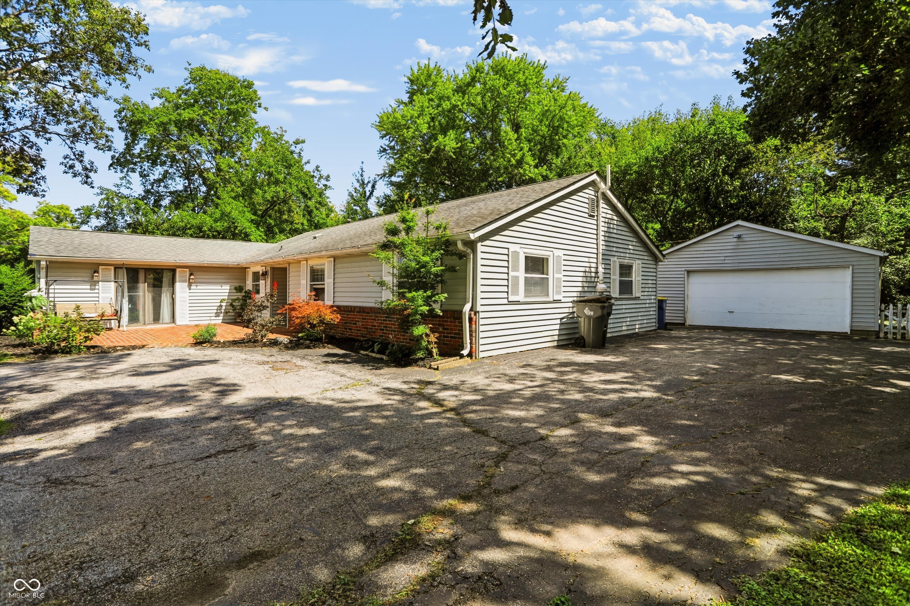 7105 Hague Road