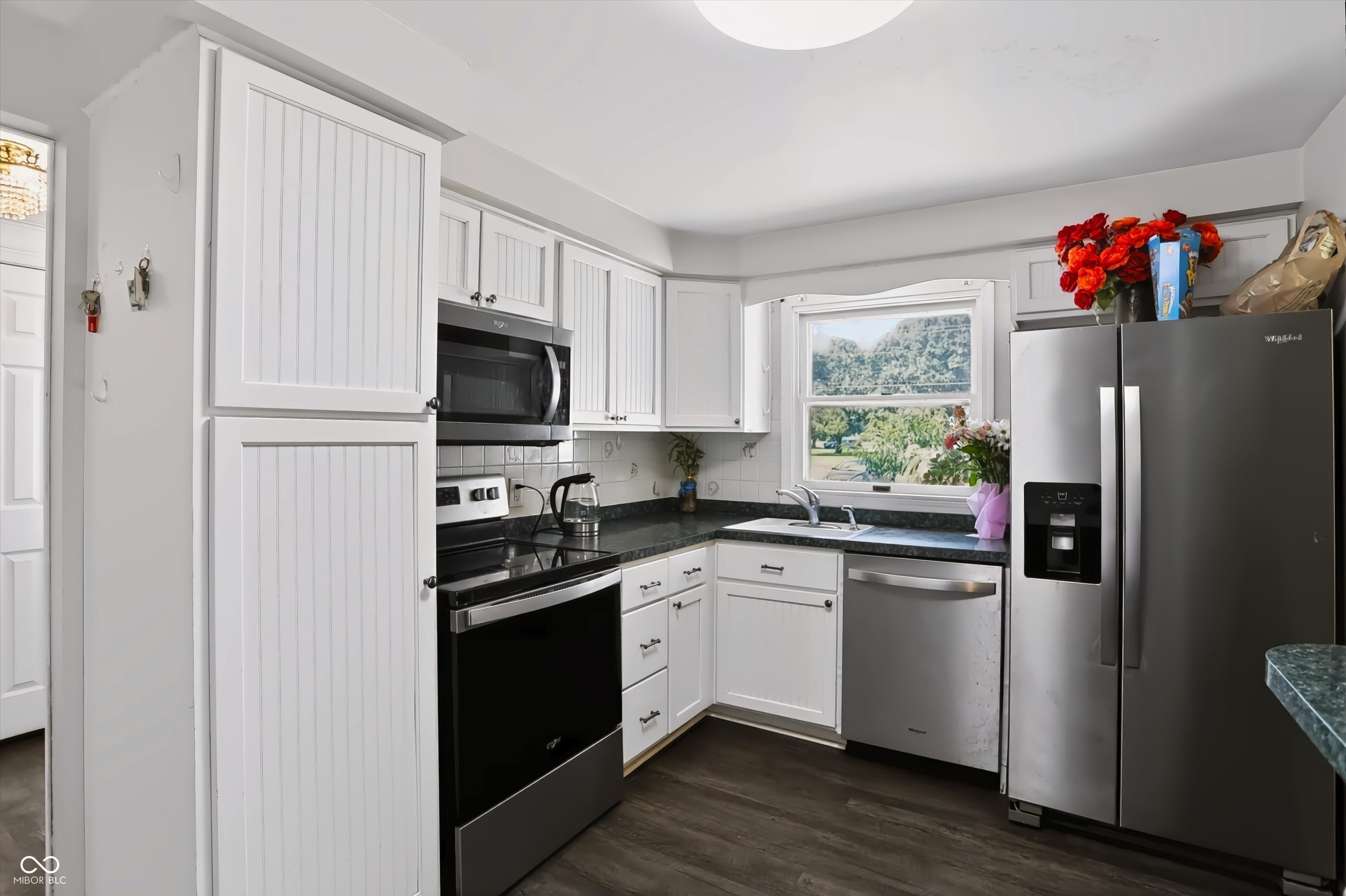 7105 Hague Road
