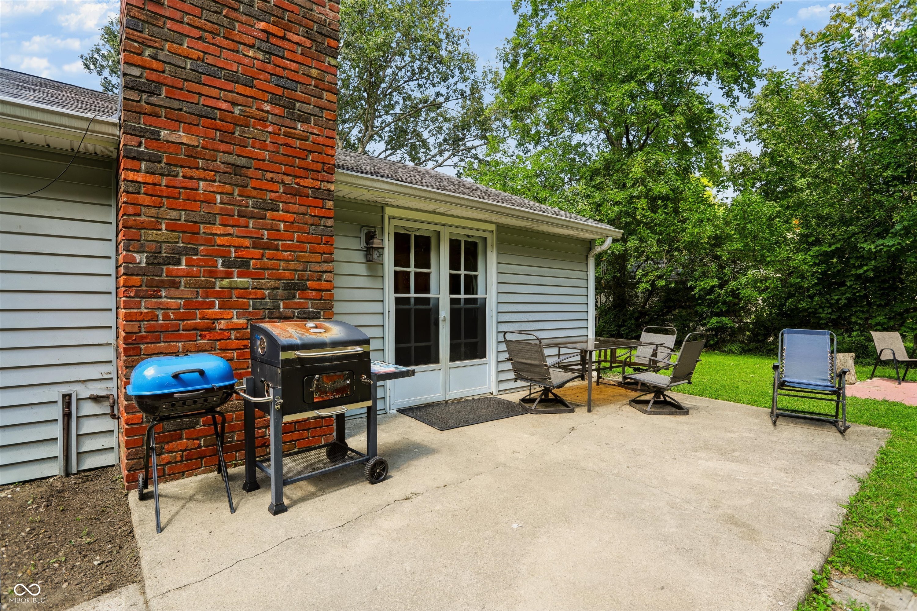 7105 Hague Road