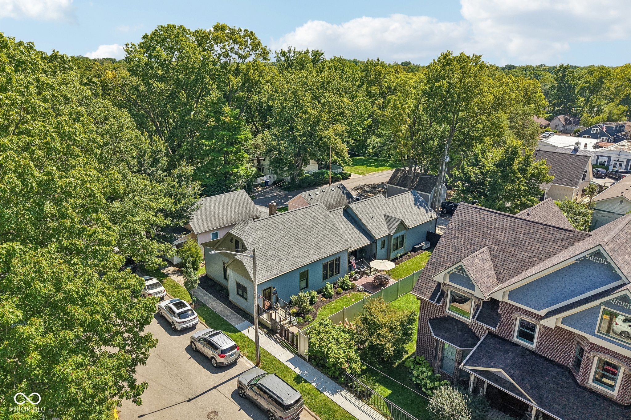 85 E Poplar