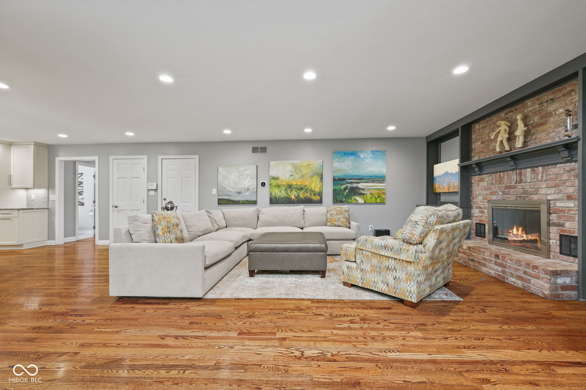 8922 Admirals Bay Drive