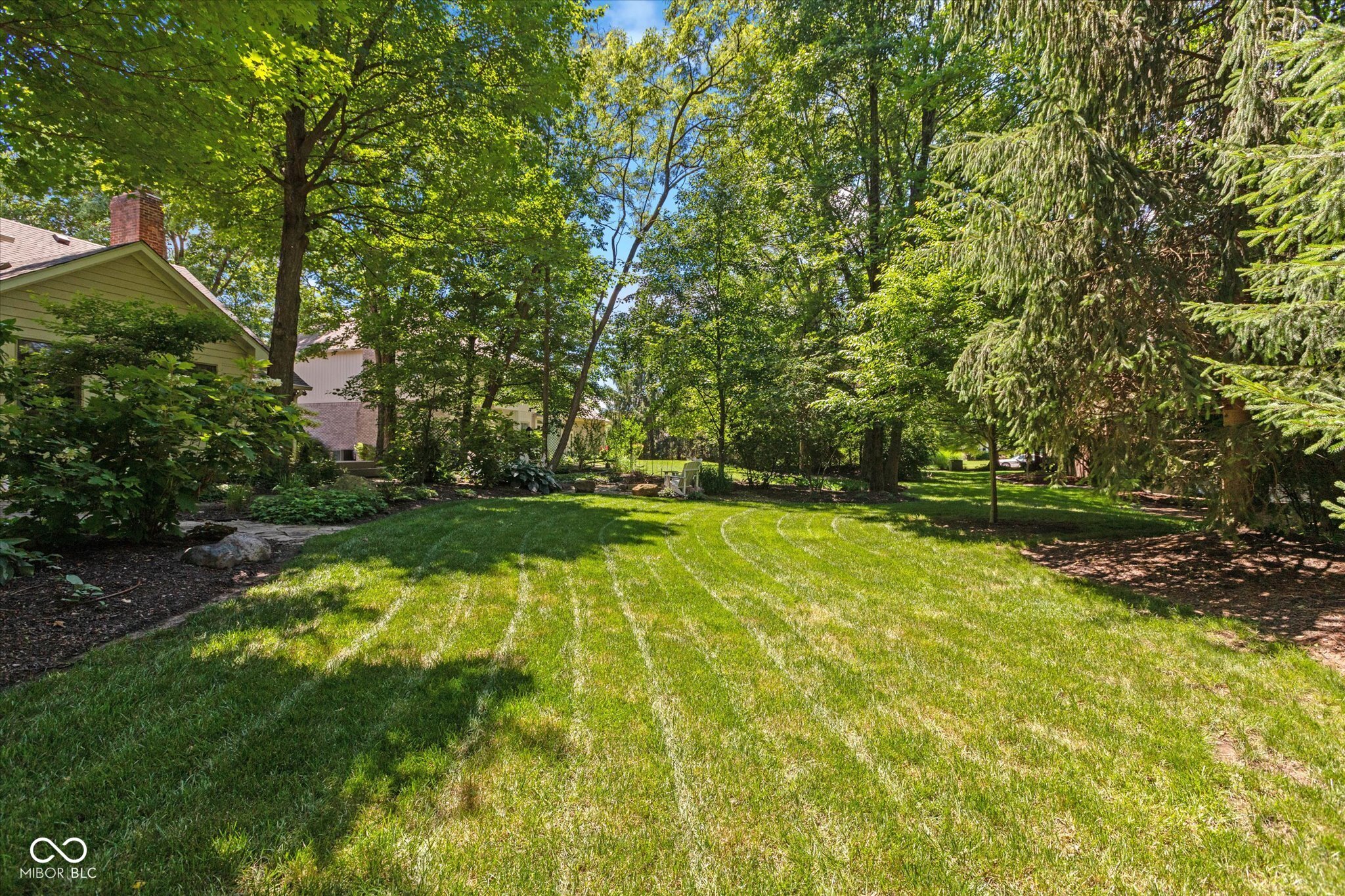 8922 Admirals Bay Drive