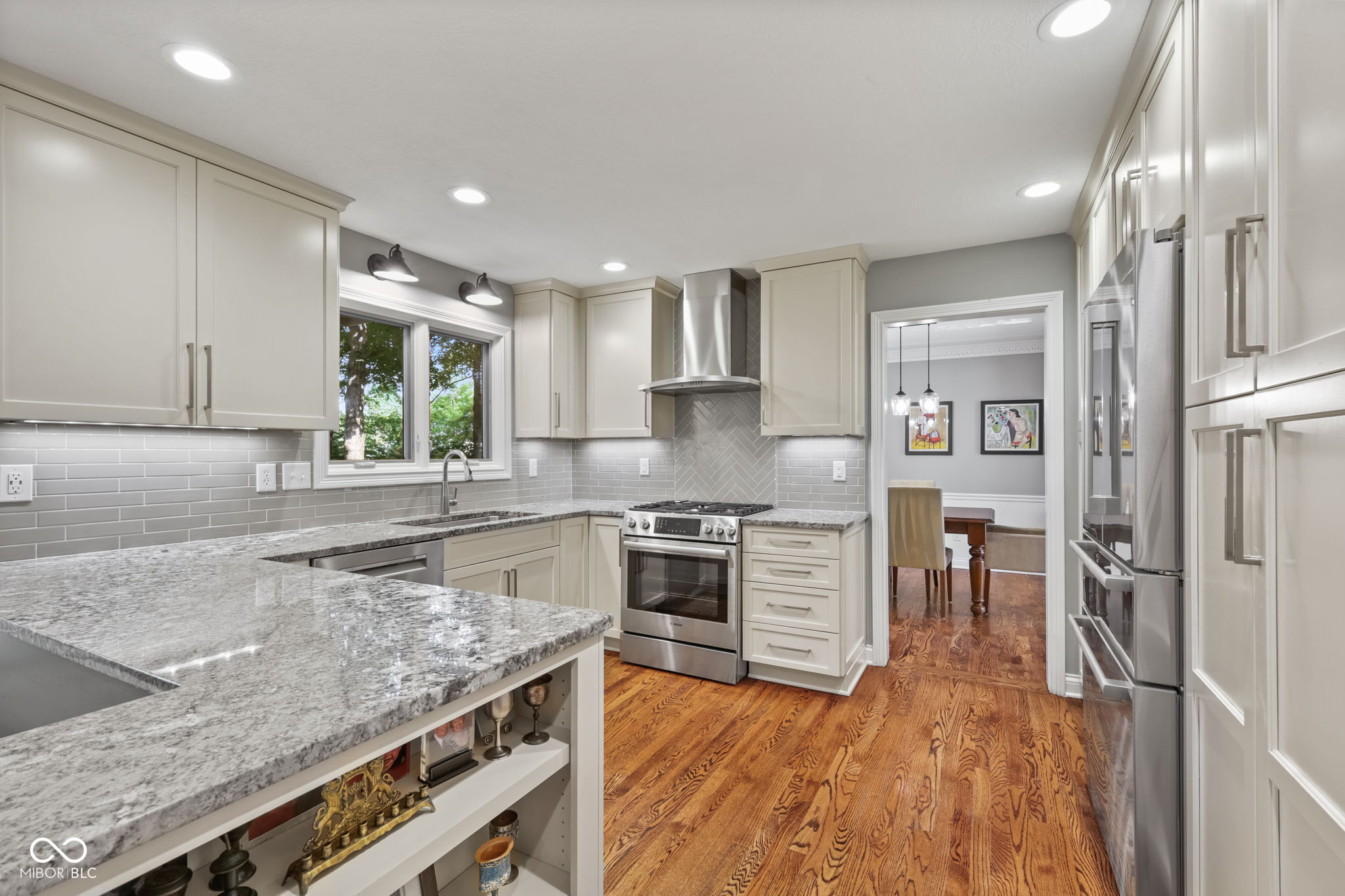 8922 Admirals Bay Drive