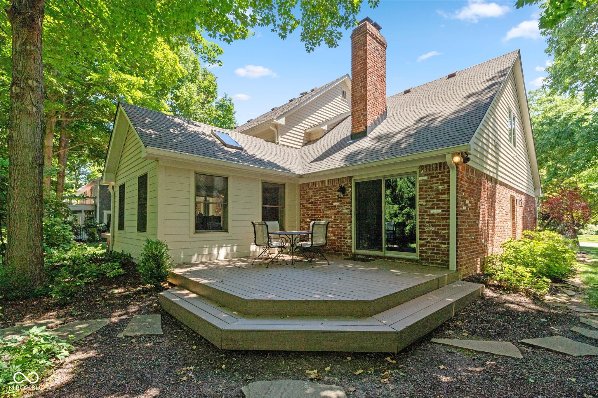8922 Admirals Bay Drive