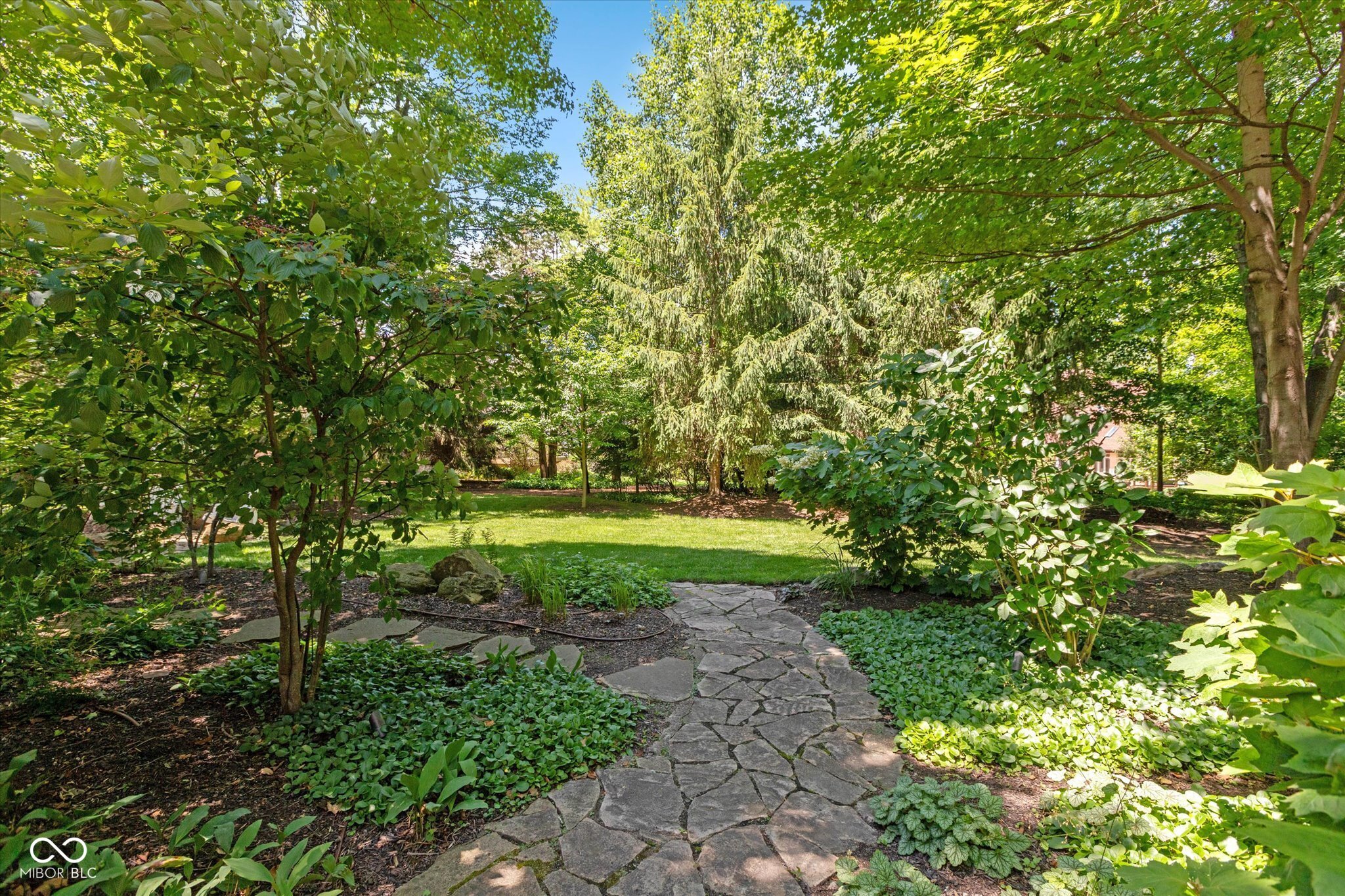 8922 Admirals Bay Drive