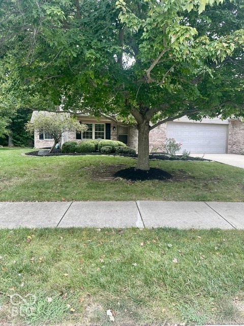 8930 Stepping Stone Way Avon In Us 46123 Mbr22123386