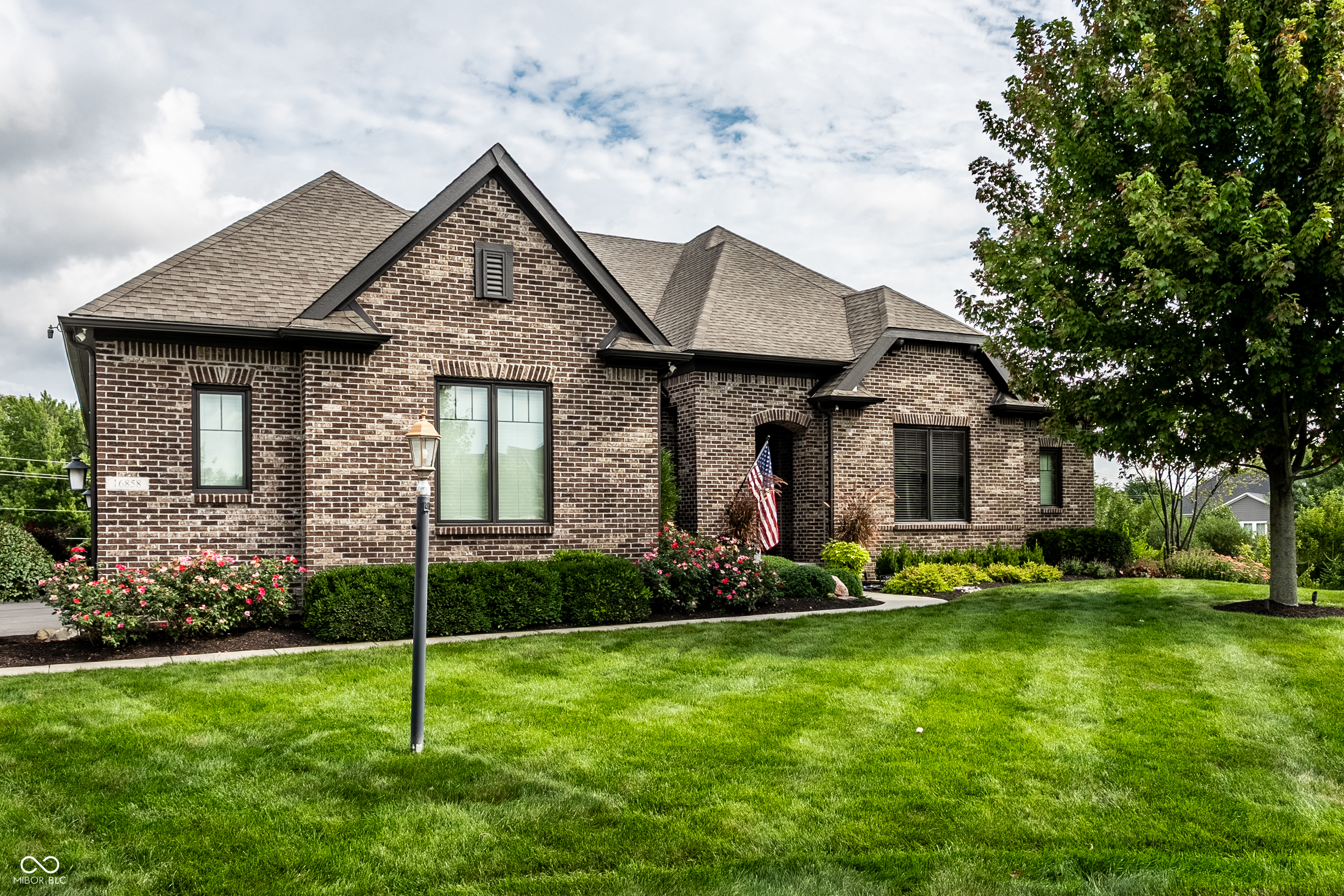 16858 Meadow Wood Court