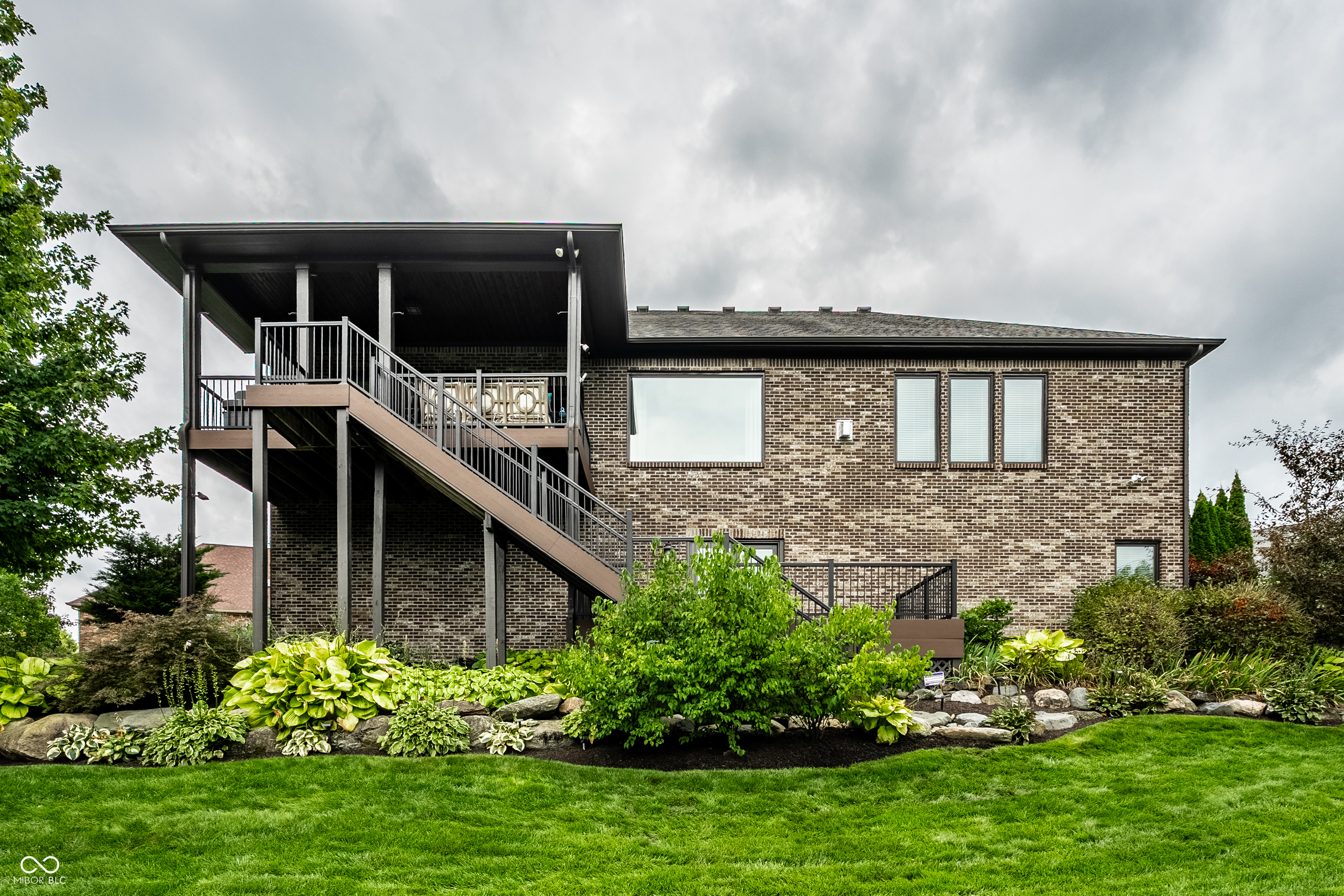 16858 Meadow Wood Court