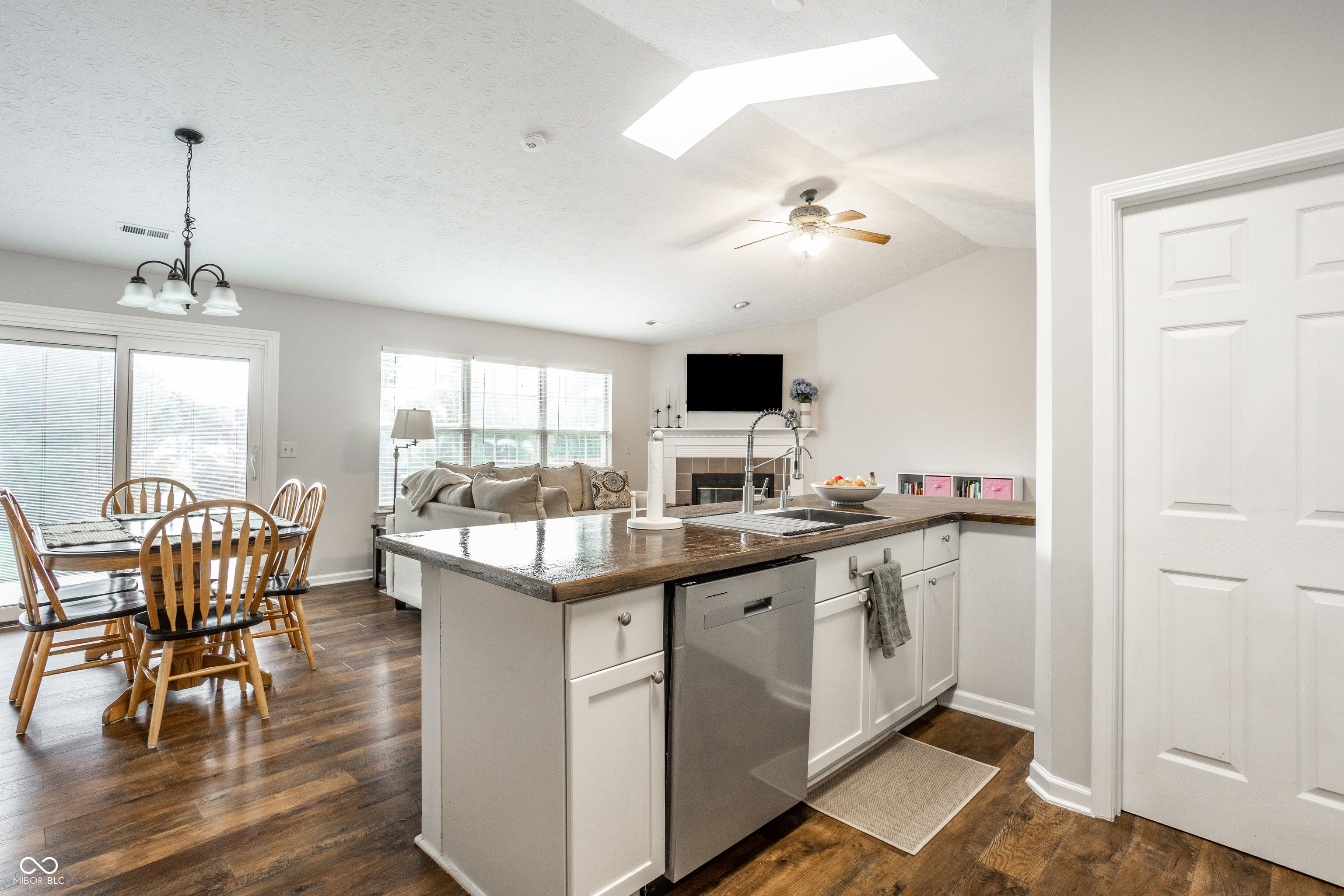 10236 Chamomile Court
