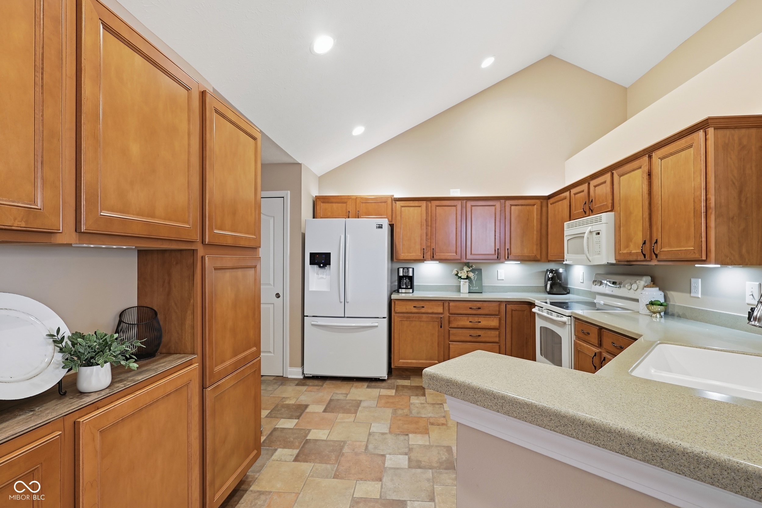 13886 Rue Royale Lane Unit: 66